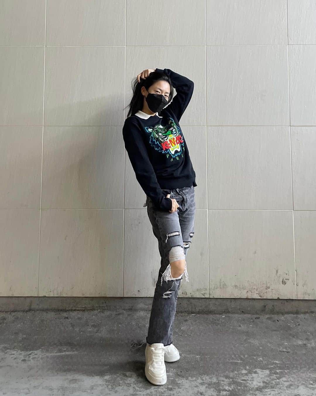 リュ・ヒョヨンさんのインスタグラム写真 - (リュ・ヒョヨンInstagram)「@cerosjeans #Jeans #💕 #봄 #2월」2月23日 10時18分 - ryuhyoyoung93
