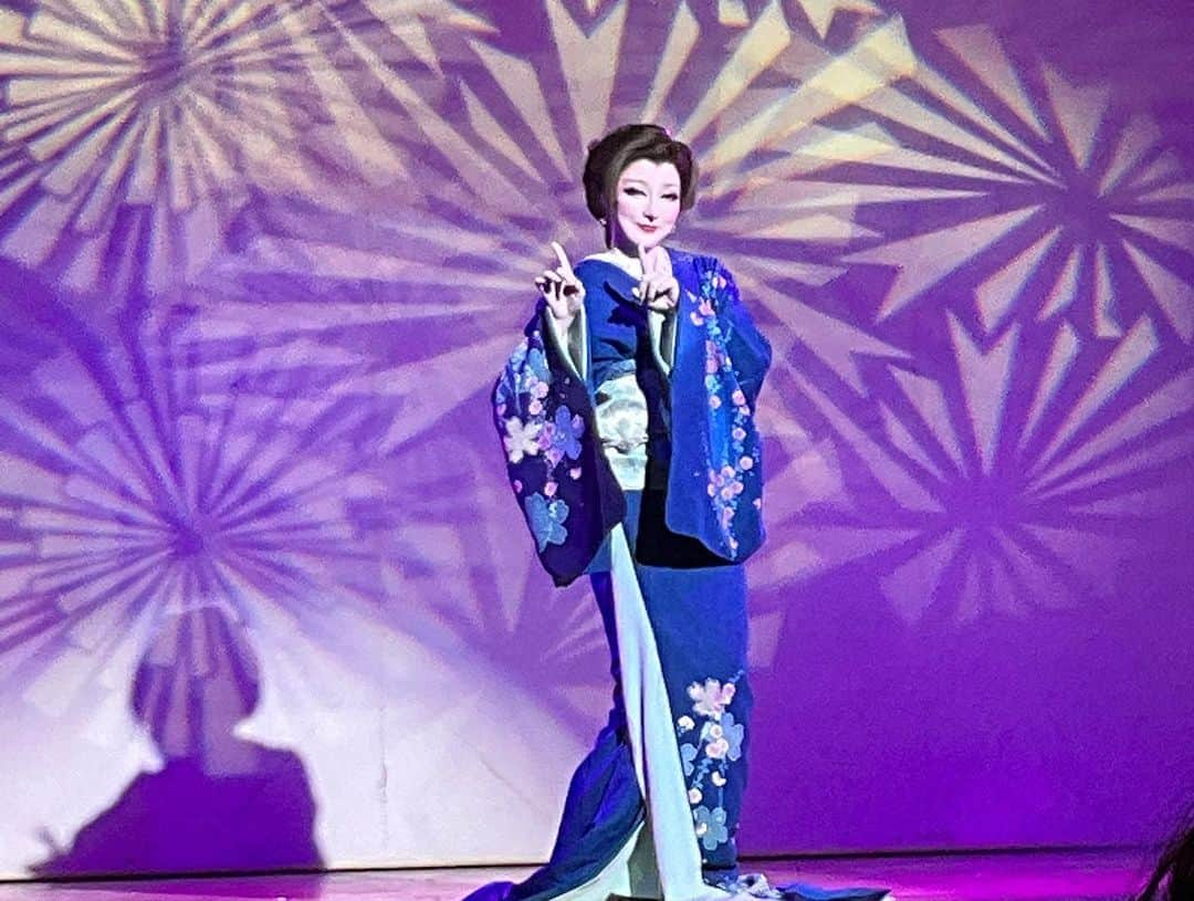 野島健児さんのインスタグラム写真 - (野島健児Instagram)「篠原演芸場に 橘小竜丸劇団　鈴組 観てきました 座長　橘鈴丸さんとYuko先生とのスペシャルコラボステージ 素敵でした 楽しかったわい  #篠原演芸場 #橘鈴丸 #Yuko」2月23日 10時34分 - nojima_kenji