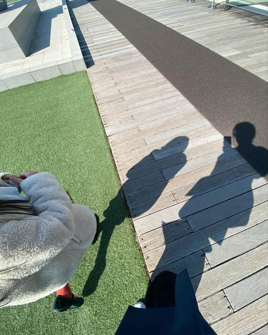 パク・ヒョジュのインスタグラム：「너랑 봄 🧃」
