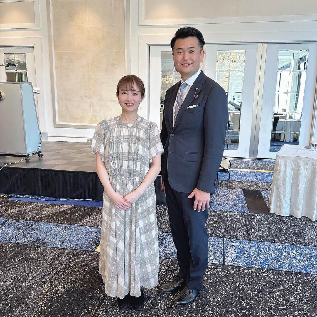 鶴見虹子さんのインスタグラム写真 - (鶴見虹子Instagram)「. 経営者の方に向けての講演会。  でしたが、来てる方々がすごい人すぎて私が講演するなんておこがましかった、、、🥵wwww  上場企業の役員の方々とか、、、 私が逆にお話し聞きたいくらいでした🤣  #体操 #経営者 #女社長 #アスリート #オリンピック #公明党 #ニューオータニ東京」2月23日 13時42分 - happy0609life