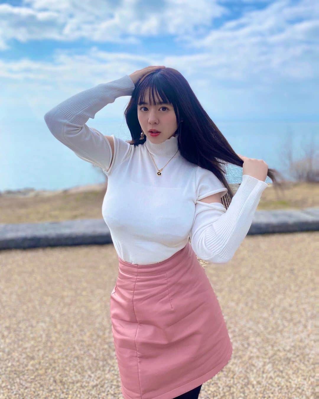 のインスタグラム：「💙💓」