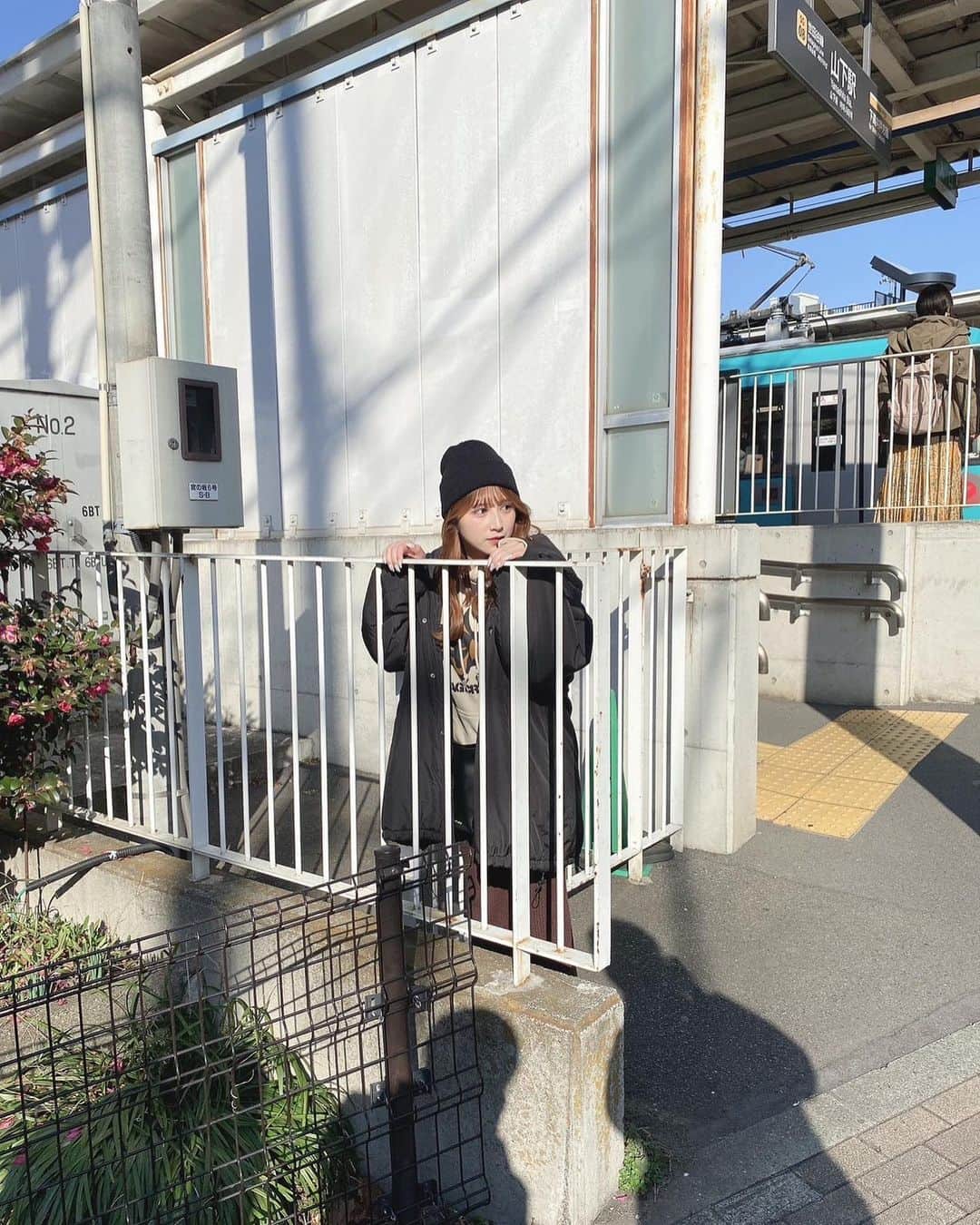 松本鈴香さんのインスタグラム写真 - (松本鈴香Instagram)「マネージャーさんが撮ってくれたオフショット♡」2月23日 16時02分 - riri_nanatsumori