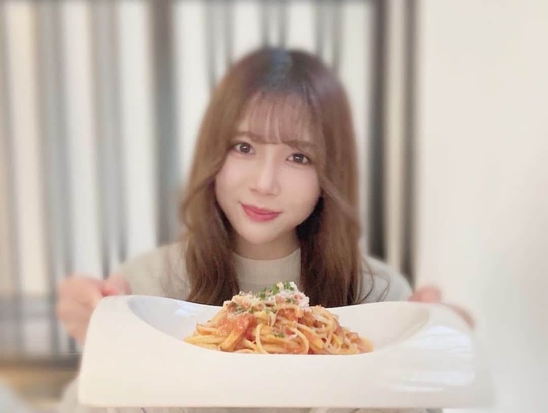 奈良未遥のインスタグラム：「🍝 ・ ・ ・ ・  かおりママと念願のランチへ 久しぶりにゆっくりお話しできて嬉しかったなぁ☺︎ 神社でーともたのしみだっ ふふふふ またたくさんお話ししましょ〜  #bsn さん#かおりママ#石塚かおり さん」