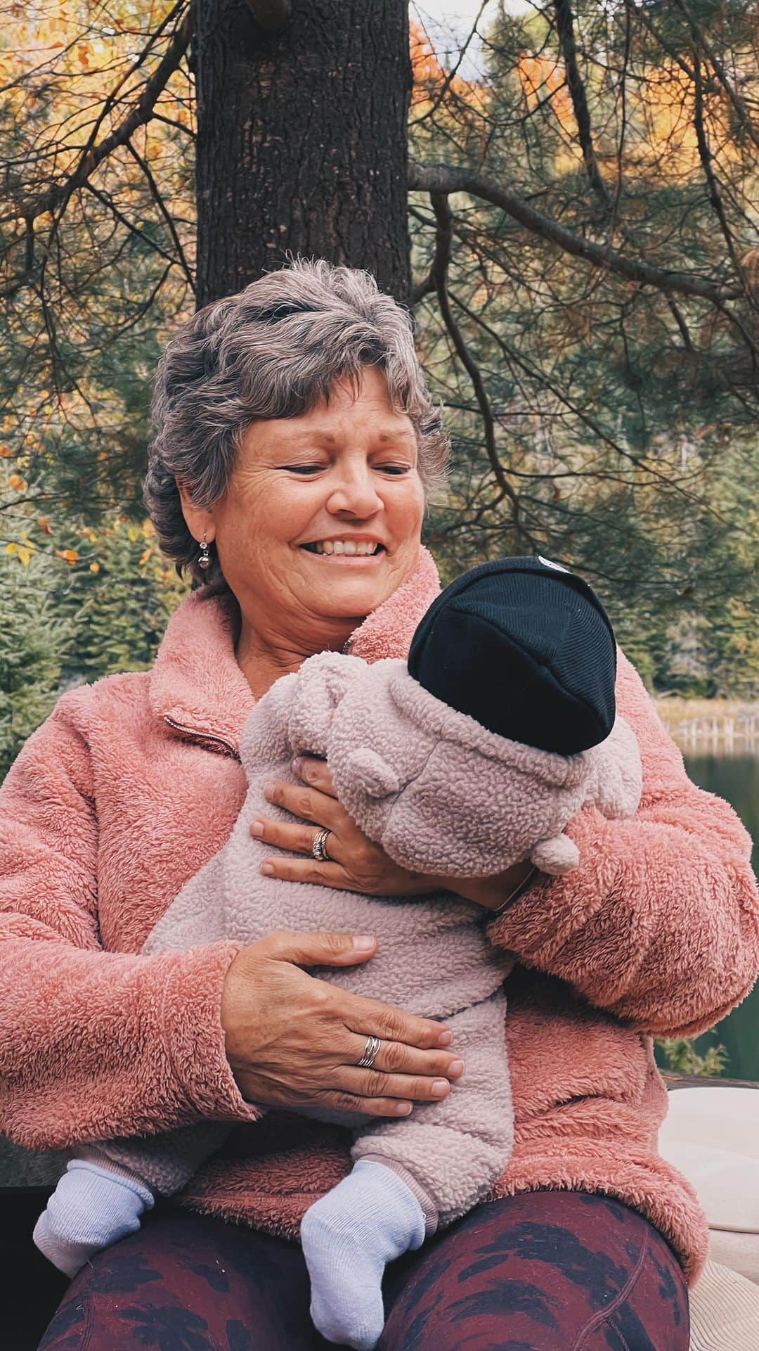 のインスタグラム：「This is Vicki. Her soul was like a warm, sunny day when the birds are singing, flowers are abloom, and the bees are buzzing about.   She guided me into motherhood, welcomed me with open arms and loved Easton deeply. I was lucky enough to have spent time with her going for walks on the same road she walked Ryan as a baby, going for drives to local markets, appointments or to the cottage, and sitting in our living rooms or on our porches as she told me her stories and passed along life lessons.   She wasn’t just like a mother to me through one of the most important transitions of my life; she also gave me an example of the type of maternal love and care I wish to embody and promised her I would carry forward to her grandbabies and always for her son. She taught me how to slow down, focus on what is important and be in tune with the nature surrounding our homes. Her company was like a comforting hug, her joy was infectious, and her strength was immeasurable as she fought a hard battle with cancer.   I’ll miss the sound of our sliding door opening as she pops her head in with a bright “hello! How’s our boy today?”. I’ll miss the baked goods, bird feed, flowers or books she would bring over ‘just because.’ I’ll miss texting her about what to have for Sunday dinner or each time Easton hits a new milestone, with her being equally as excited in return.   No words could ever do her spirit justice, and life won’t be the same without her, but I know a piece of everyone who loves her went with her into the night, and a giant piece of her love stayed here with us, keeping us all sunny and warm until we meet again ♥️」