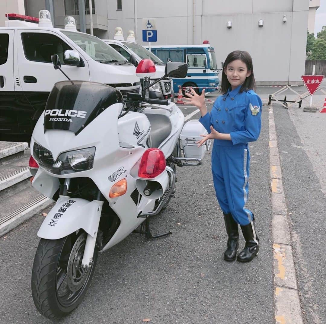 野澤しおりさんのインスタグラム写真 - (野澤しおりInstagram)「千葉県千葉中央警察署より感謝状をいただきました！  ミニバイク🏍 かわいかったです 🤭  #詐欺撲滅ヒーローズ #野澤しおり」2月9日 17時32分 - n_shiori_ta