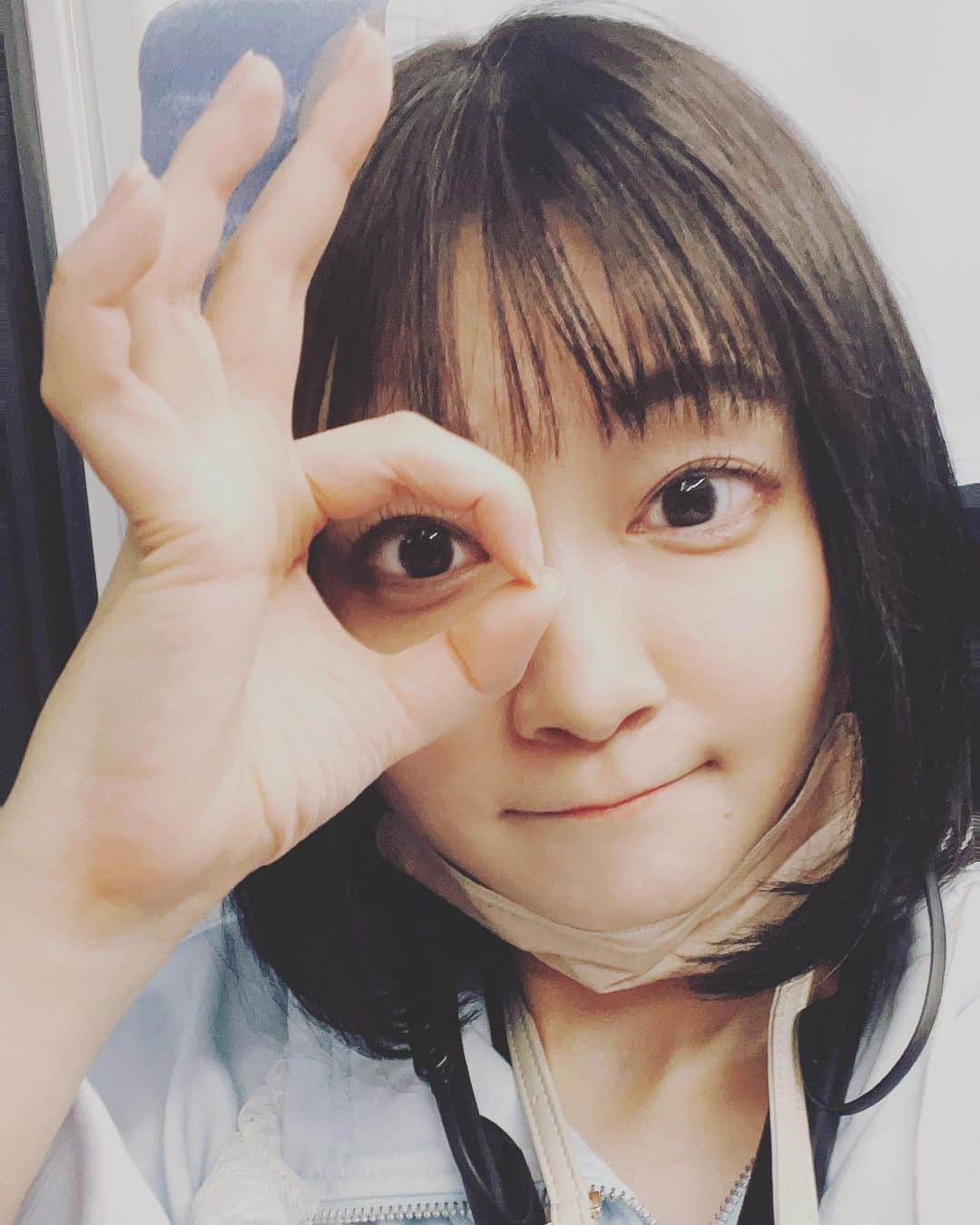 ヒラヤマンのインスタグラム：「へんなかお #まんまるまるこ」