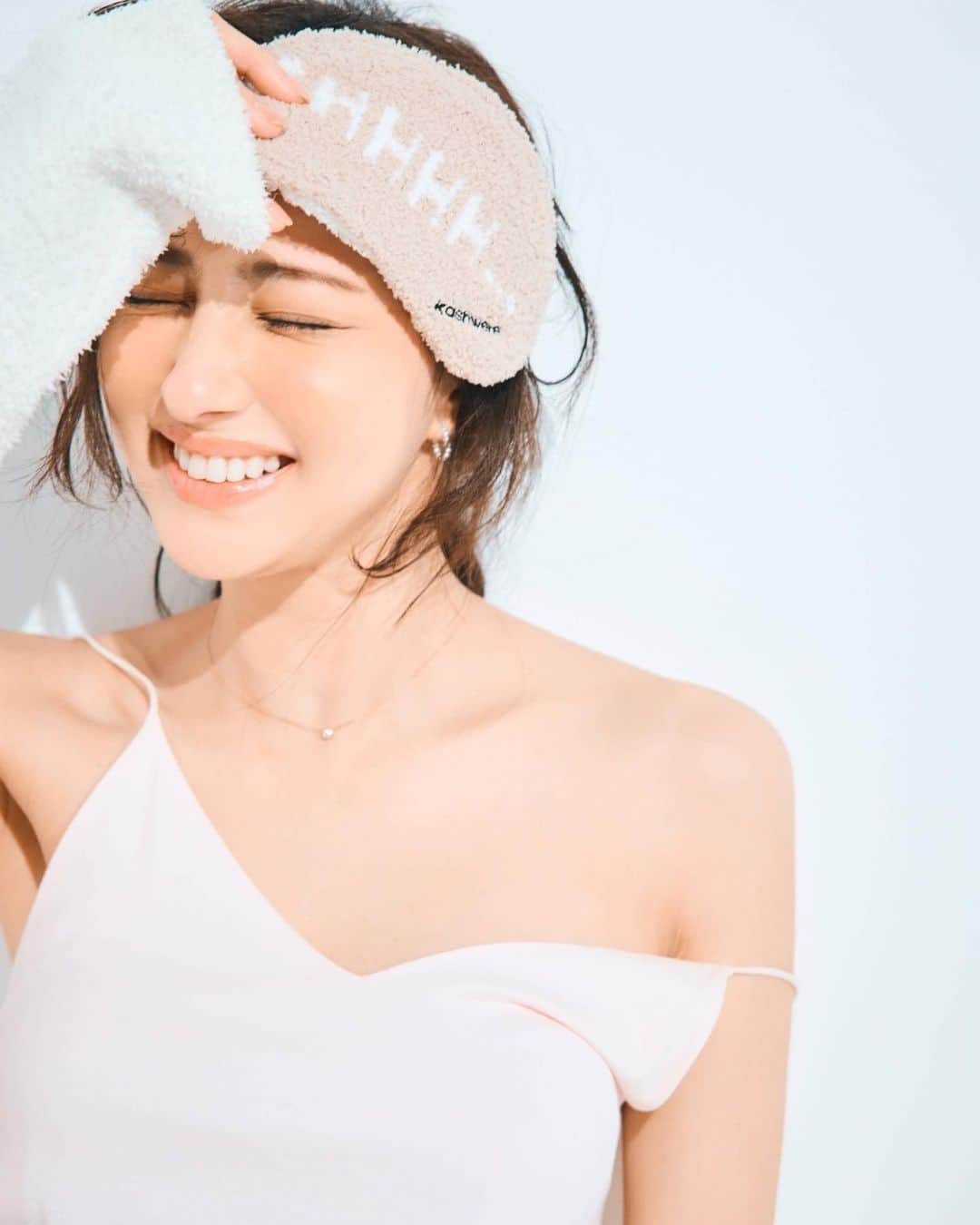 愛甲千笑美のインスタグラム：「@classy_mag_insta」