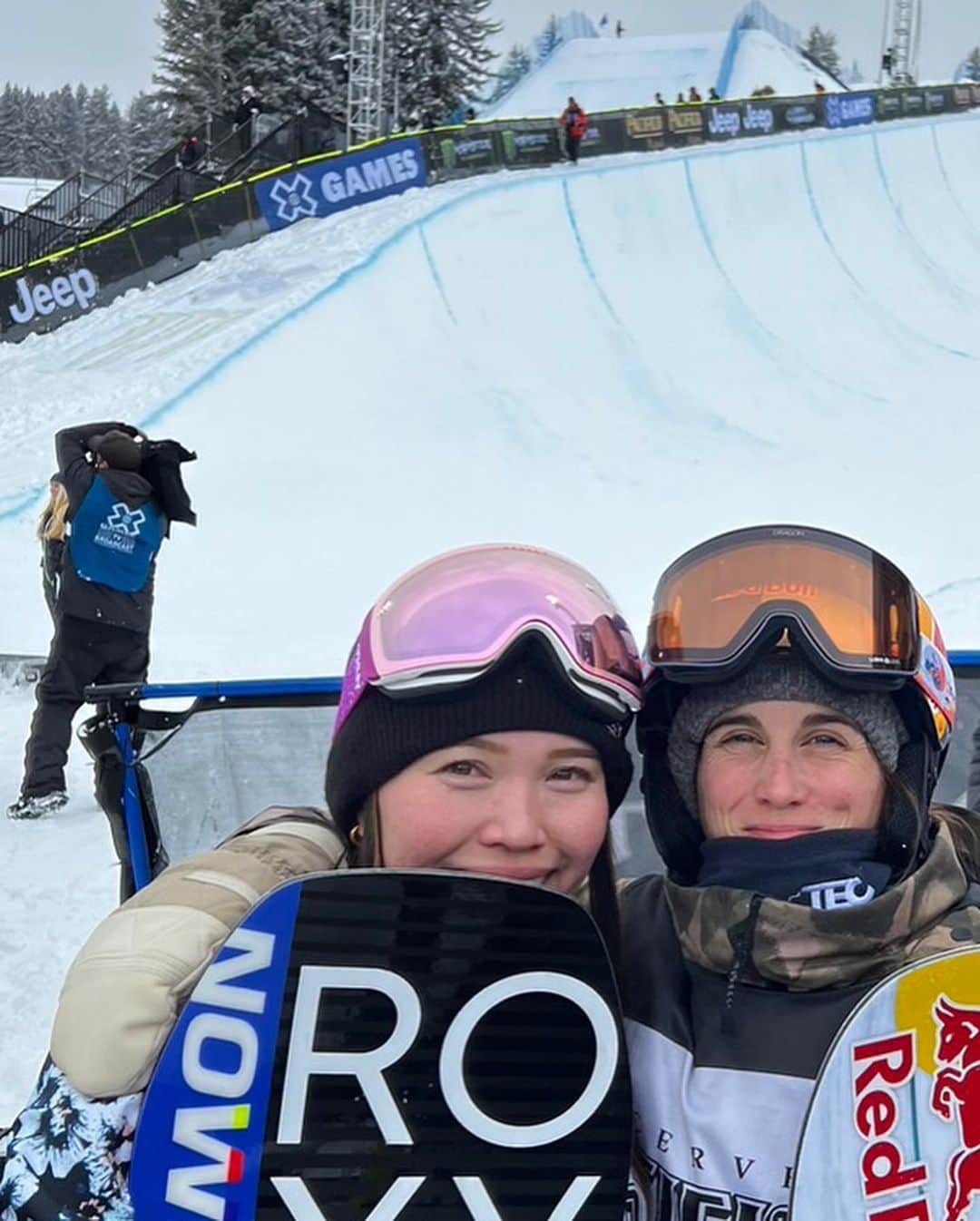 松本遥奈のインスタグラム：「Memory ③ Best friend!! I was happy to hear from everyone. Thank you ❤️ @qcastellet  @xtongc @maddie_mastro @elizabethhosking  @xgames」