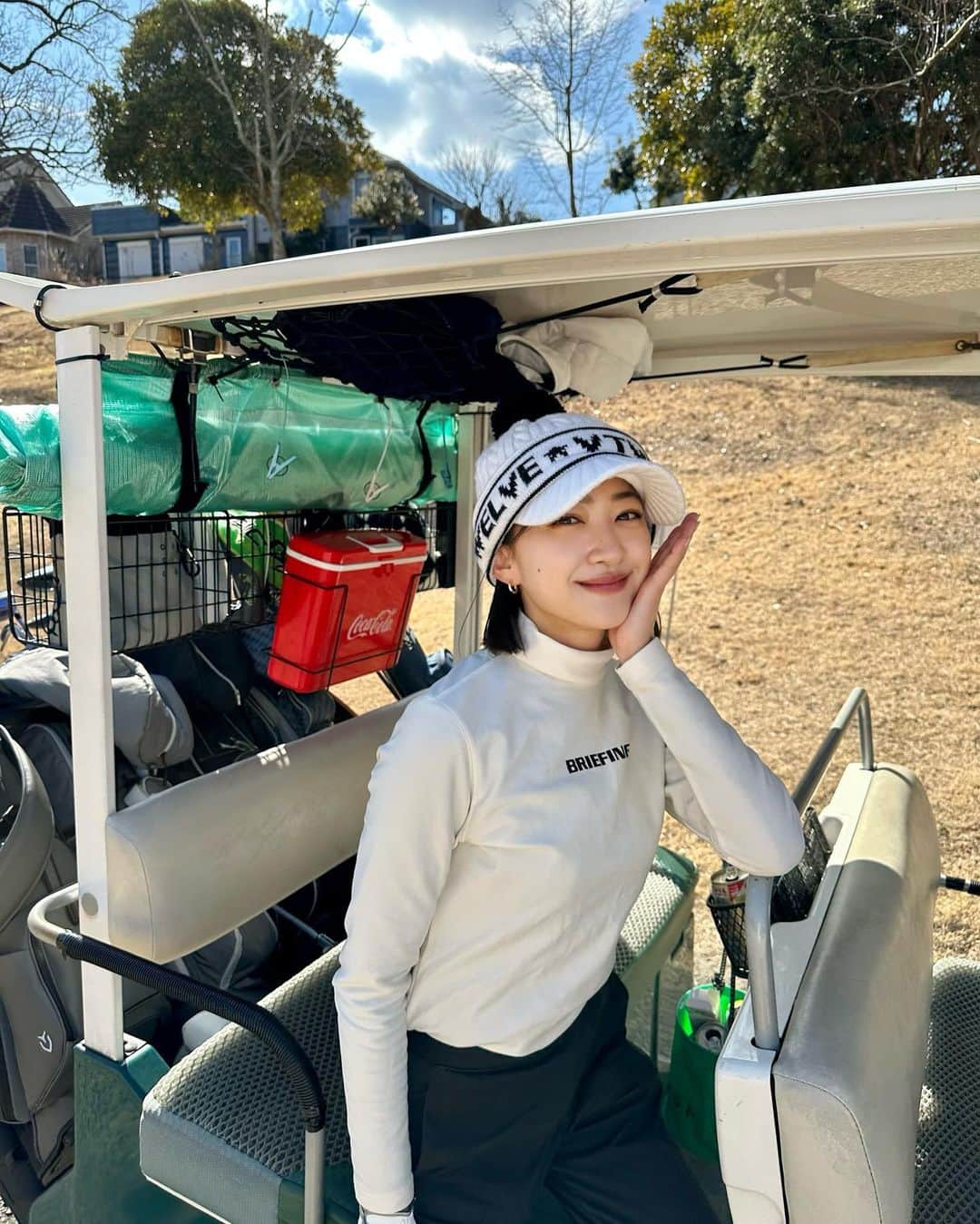田辺かほさんのインスタグラム写真 - (田辺かほInstagram)「. 天気良くて最高のゴルフ日和だった🏌️‍♀️🌞  もっと練習が必要だなあ😂笑」2月9日 16時30分 - kaho__tanabe
