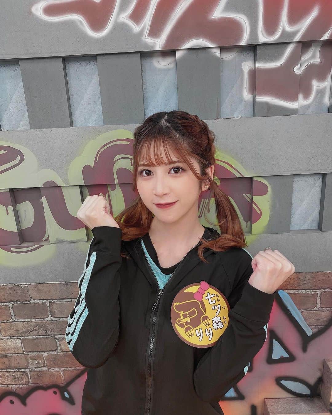 のインスタグラム：「今週も月ともぐら出演してます。 ⁡ 苦手な運動がんばったので 是非みてください〜！！！ ⁡ 毎週木曜日テレビ東京にて 深夜の27:05〜放送です🤍 ⁡ Tverでも見逃し配信あります♡」