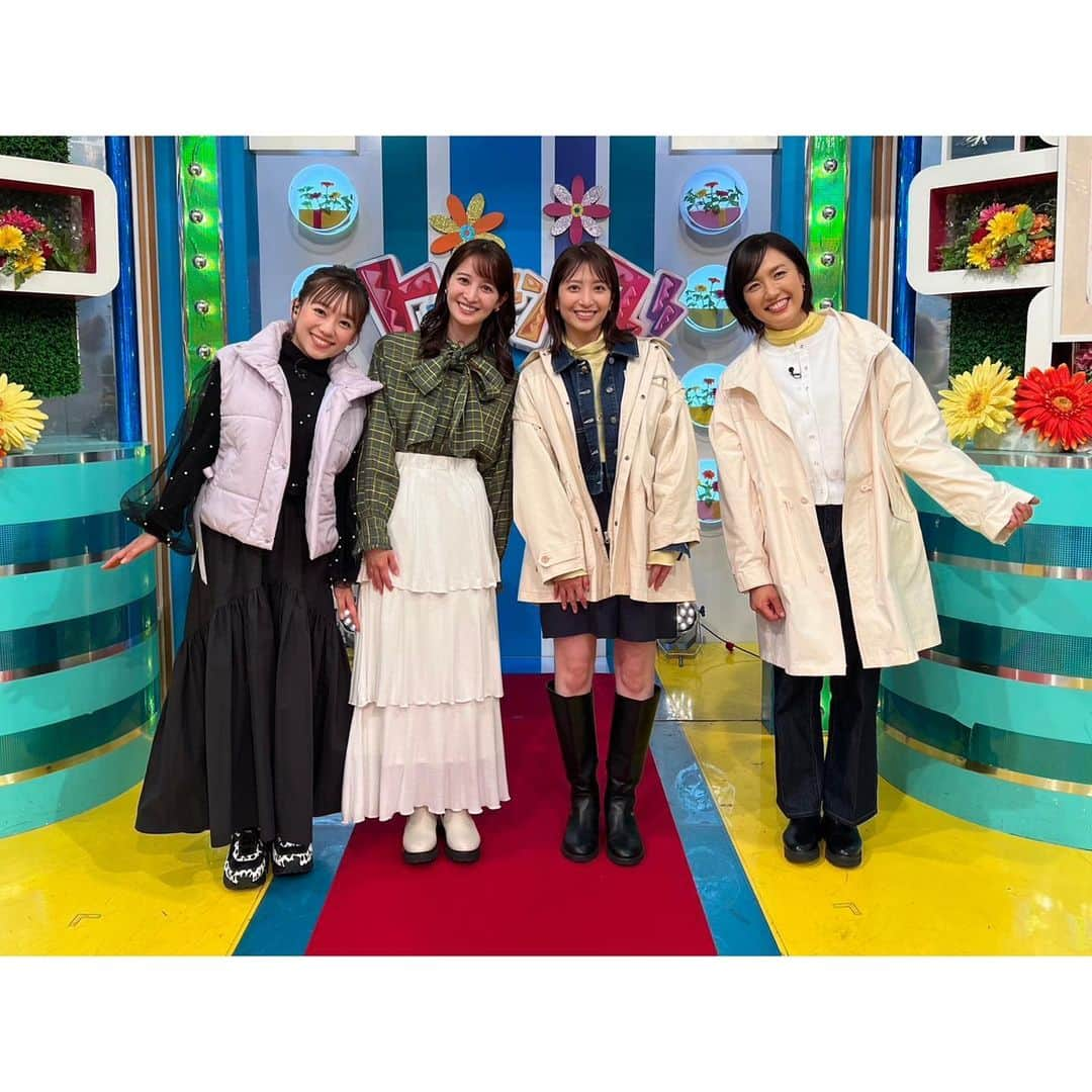 日本テレビ「ヒルナンデス！」のインスタグラム：「. 日テレ女性アナウンサーファッション対決🎤👗いかがでしたか？ コーデの点数発表はもちろん、その前の発表順を決めるくじ引きのドキドキもあり、ずっとソワソワしていました！笑 初参戦でしたがまさかの1位に本当に本当にびっくり、、ありがとうございます😱🤩  優勝の記念に、ランウェイでカリスマポーズの写真を撮っていたらあかねさんに見つかりました🤣  👑1位🥇#浦野モモ  2位🔥#後呂有紗 アナウンサー 3位🔥#笹崎里菜 アナウンサー 4位🔥#杉上佐智枝 アナウンサー  そして！ビュッフェに乗り込んだ大沢女子会の皆さん！スタジオでも「食べたい〜！」「お得〜！」の声が飛び交っていました✨✨  🌼明日のヒルナンデスは〜？🌼  ①脱都会！移住のホンネ  ②世代別パーセントダービー  ③マンネリ変えて！コーデ  #ヒルナンデス #山口もえ #中村仁美 #大沢あかね #浦野モモ (C)日本テレビ」