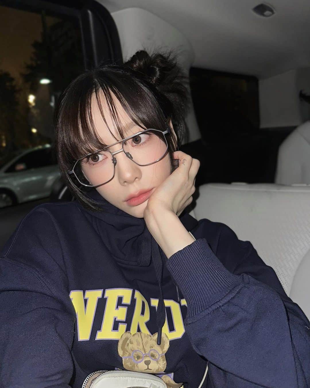 テヨン のインスタグラム：「🫧 MAKE YOUR WAY @nerdyofficial」