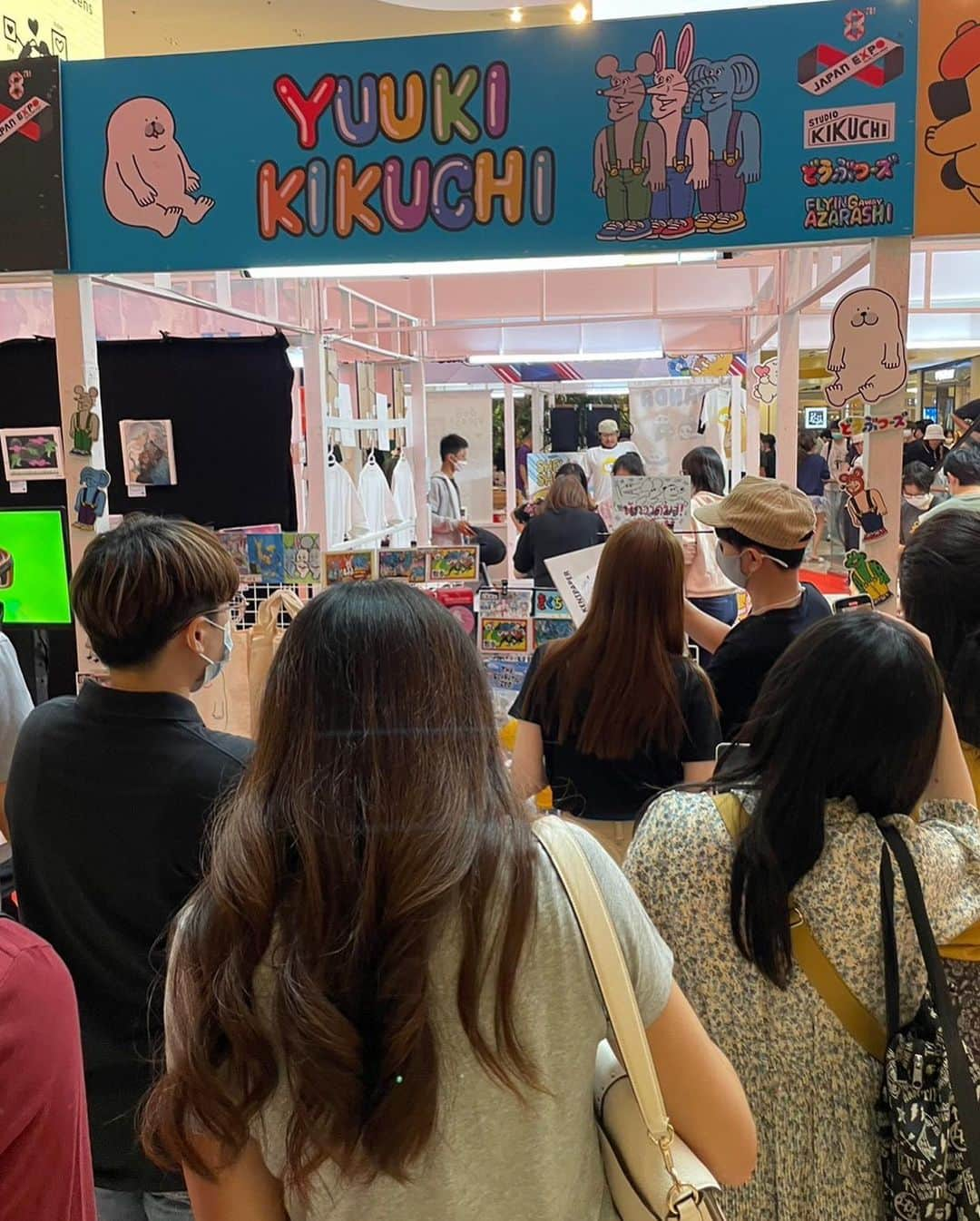 きくちゆうきさんのインスタグラム写真 - (きくちゆうきInstagram)「「JAPAN  EXPO THAILAND」に出展しました。 海外でのイベント出展、どうなっちまうんだと思ってたけどタイの人みんな優しかったし、日本の人もたくさん来ていたし、良い経験と刺激になりました！ありがとうございました！🙏 またタイでイベント出展など出来るようにがんばります！ コップンカップ🙏」2月9日 22時50分 - yuukikikuchi