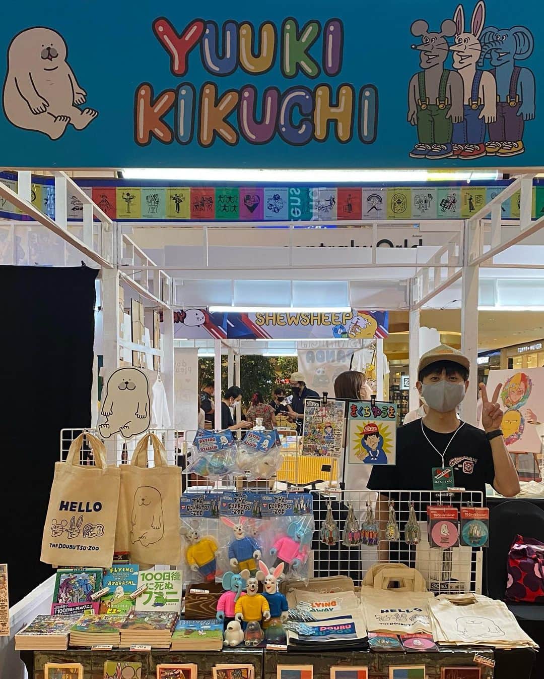 きくちゆうきのインスタグラム：「「JAPAN  EXPO THAILAND」に出展しました。 海外でのイベント出展、どうなっちまうんだと思ってたけどタイの人みんな優しかったし、日本の人もたくさん来ていたし、良い経験と刺激になりました！ありがとうございました！🙏 またタイでイベント出展など出来るようにがんばります！ コップンカップ🙏」