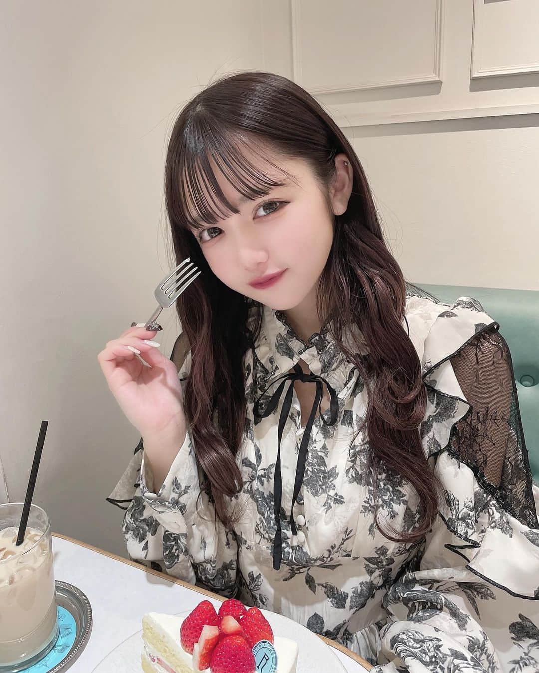 津代美月のグルメインスタ