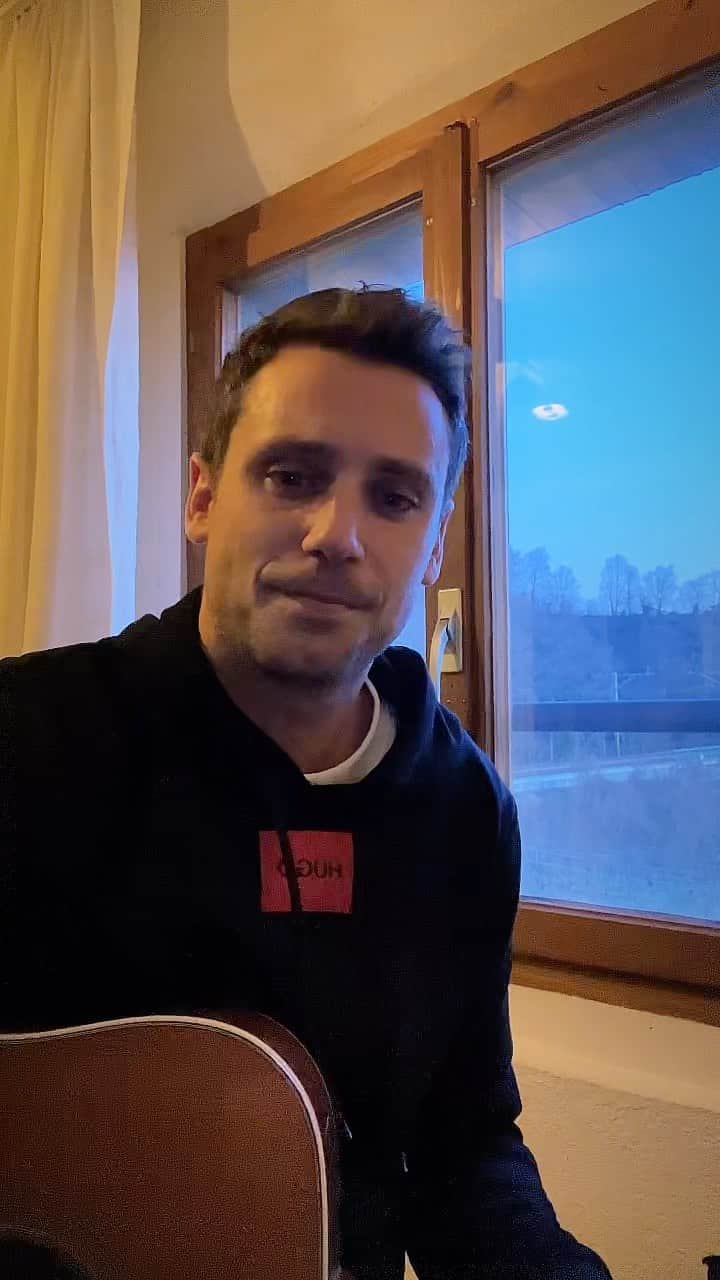 Bastian Bakerのインスタグラム