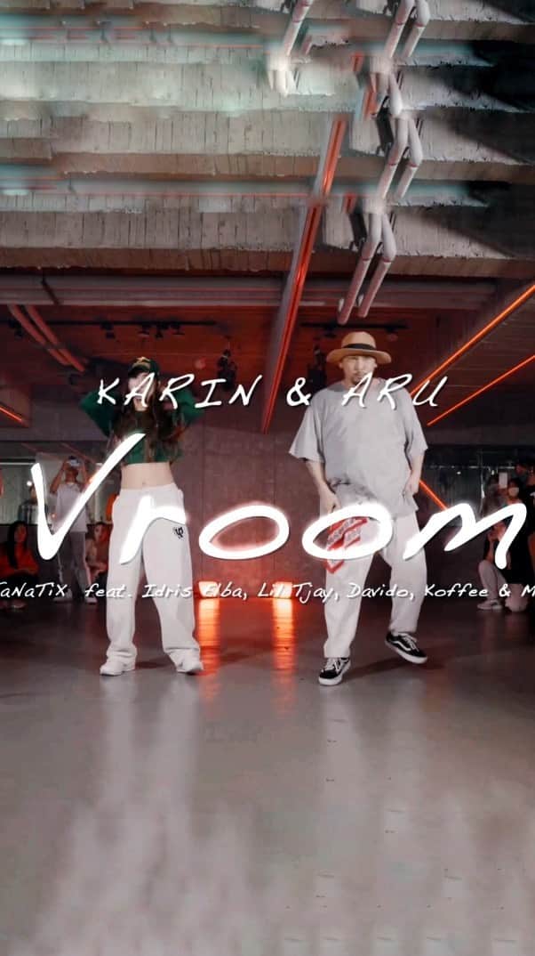 ARU【アル】のインスタグラム：「Taiwan🇹🇼 Class footage🎥. Thank you for coming🏎  #vroom / @fanatixonline @originalkoffee @idriselba @liltjay @davido   📍 @undersdance  🎥 @olddriver_filmstudio   台湾ご飯が恋しい😂  #taiwan #高雄 #undersdance #AruSakurada #choreography #Aruchoreo」