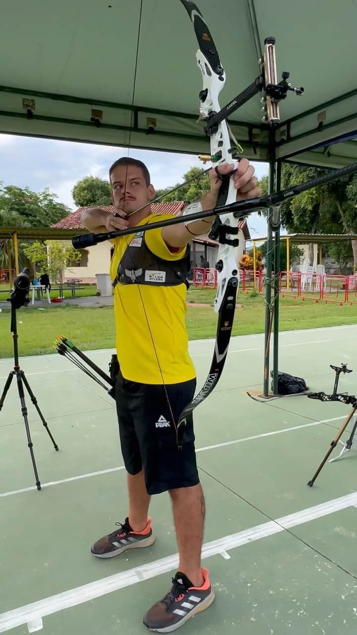 マルクス・ヴィニシウス・ダルメイダのインスタグラム：「Agora sim temporada outdoor começa 🍂 . . . @petrobras #TimePetrobras @bancomumbuca @cdafab #BolsaAtleta @wiawis_archery @beiterarchery @brasilarco.oficial @timebrasil @clubedisparabrasil #DisparaBrasil @eastonarchery @truball_axcel」