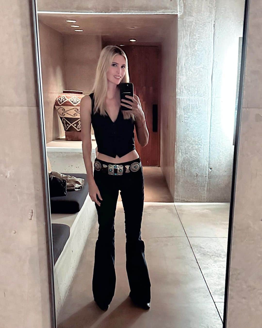 イヴァンカ・トランプのインスタグラム：「🤠🤠」