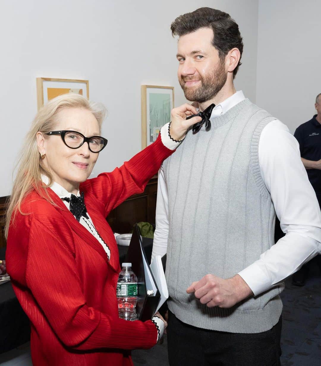ビリー・エイチュナーのインスタグラム：「On Monday night in NYC, I had the real honor of performing with some remarkable actors in a tribute put together by Tony Kushner to one of my all time favorite playwrights, the truly brilliant John Guare, who wrote Six Degrees of Separation and many, many other fantastic plays. Mr. Guare always wears bow ties so Meryl brought bow ties for the actors to wear. Thank you to @beowulfsheehan for this photo which I will cherish. ❤️」