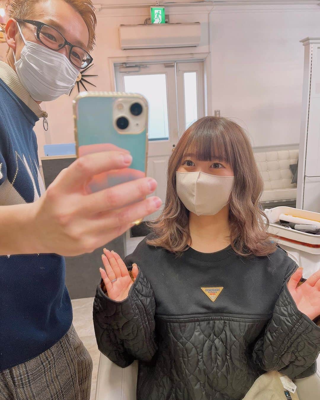 いとくとらのインスタグラム：「昨日Spicaさんにてヘアカラー❁⠀ 透明感は残しつつ黄色っぽくなってたのを落ち着かせてもらっていい感じです⠀ ⠀ いつもありがとうございます♡⠀ @s_p_i_c_a @spicamatsuoka ⠀ ⠀ 髪の毛伸びてきてうれしぃ〜」