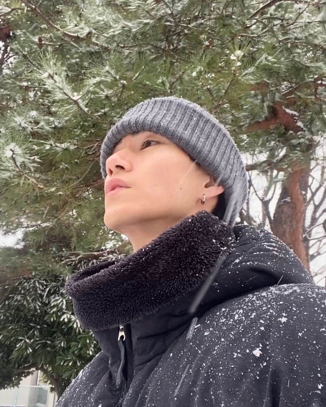 野村大貴さんのインスタグラム写真 - (野村大貴Instagram)「☃️ 今日は髪切ってもらった  #model #TaikiNomura #Japanese #snow」2月10日 17時59分 - nm_noppo