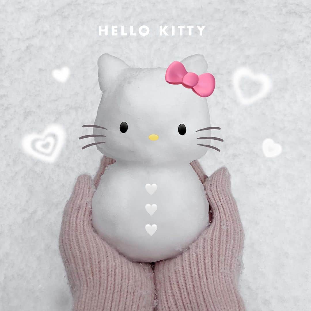 ayaのインスタグラム：「ﾐ・◦・ﾐ🎀❄️🐈  キティちゃんの雪だるま⛄️(素手)  #雪 #雪だるま #ハローキティ #キティちゃん #キティ」