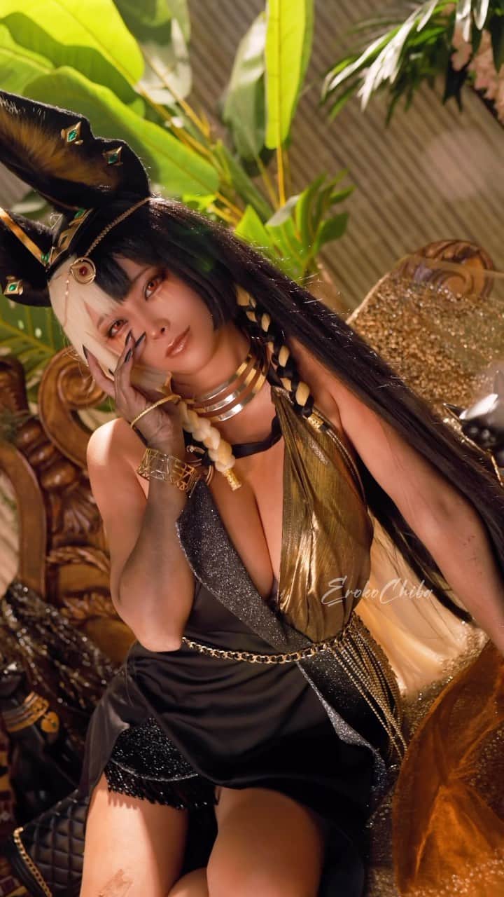 EROKOのインスタグラム：「I bet you like this huh? #darkskin #cosplay」