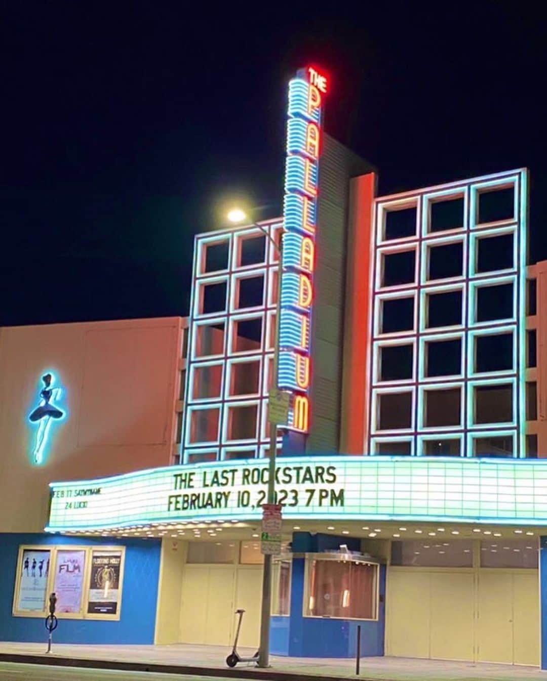 雅-MIYAVI-のインスタグラム：「LA, See you tonight.  😎  @thelastrockstars  @palladium  @veeps」