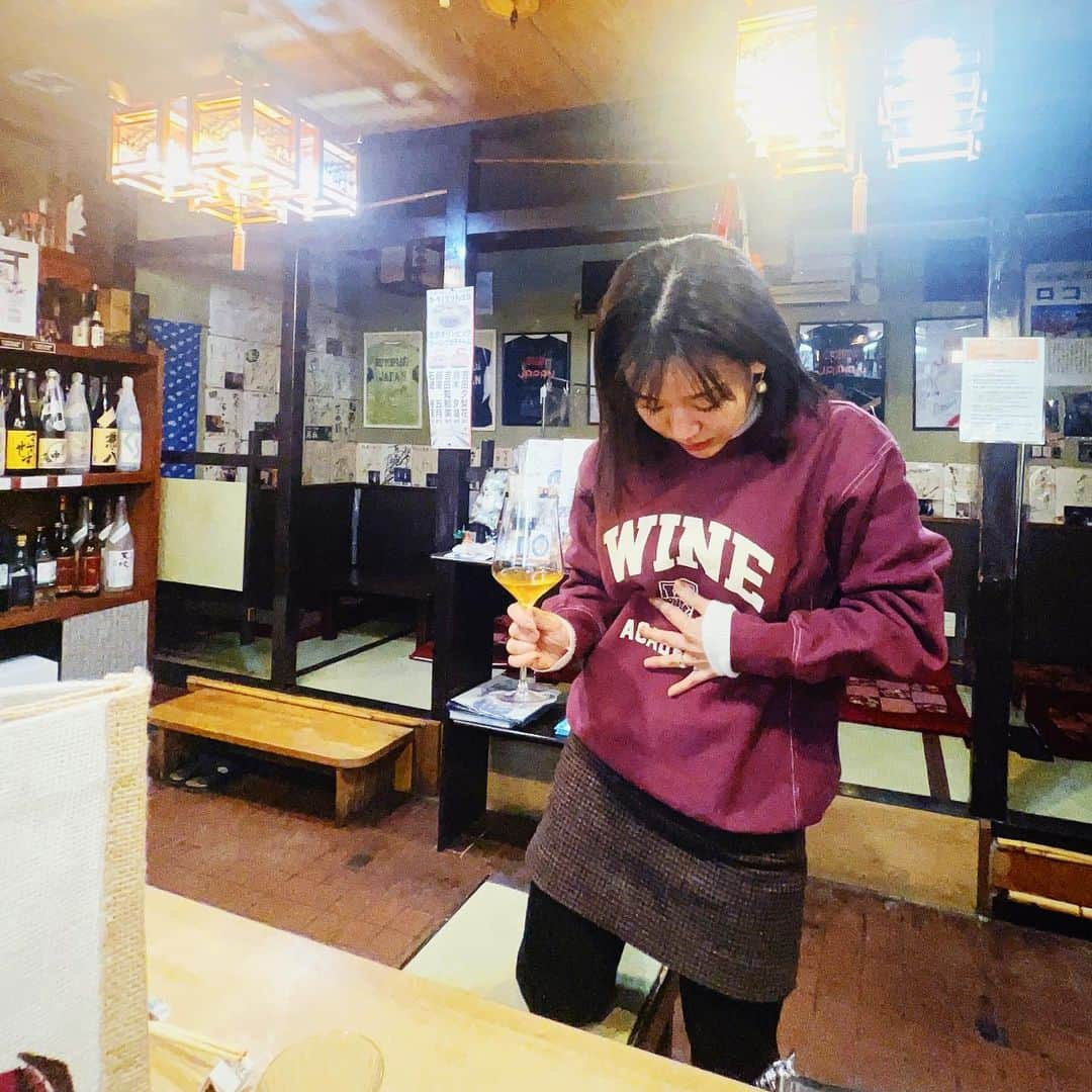 吉田知那美のインスタグラム：「・ Sushi × natural wine night. Kanpai!  久しぶりの松寿司ナチュール🍷  #北見市 #常呂町 #松寿司 #オホーツク #ノンベー」