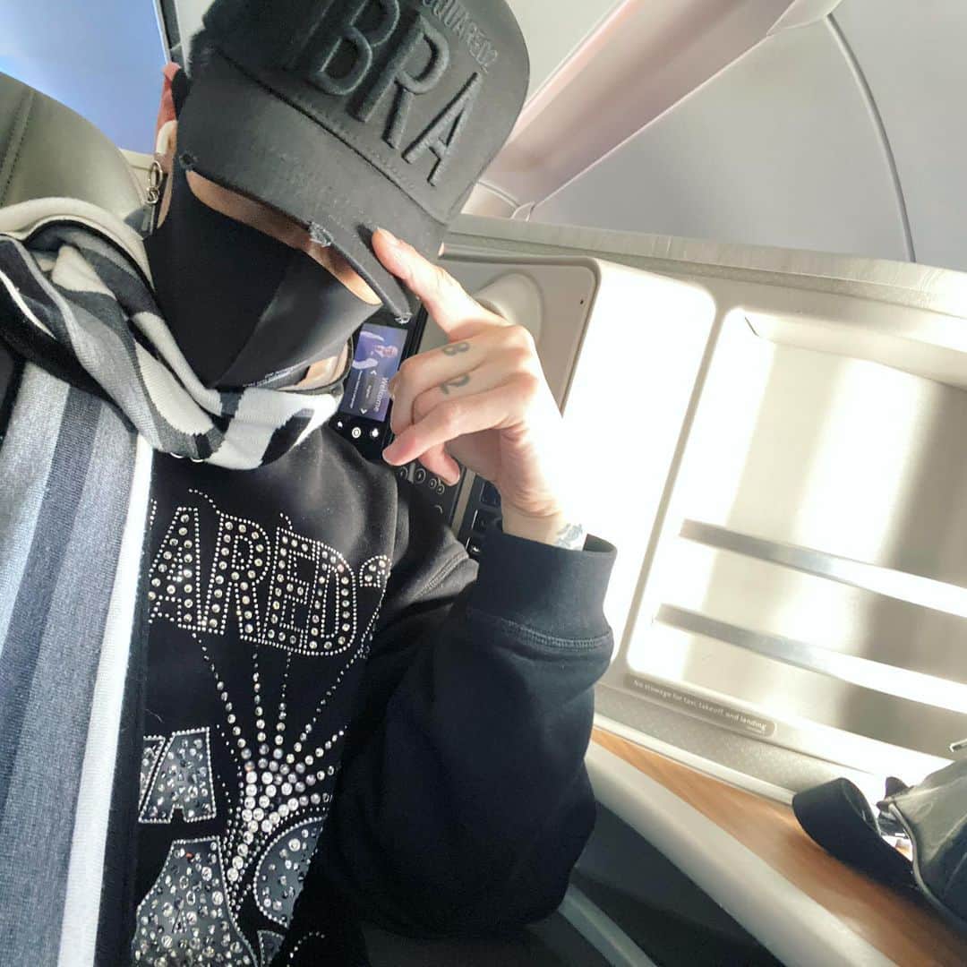雅-MIYAVI-のインスタグラム：「LA, good to be back. 🌴」