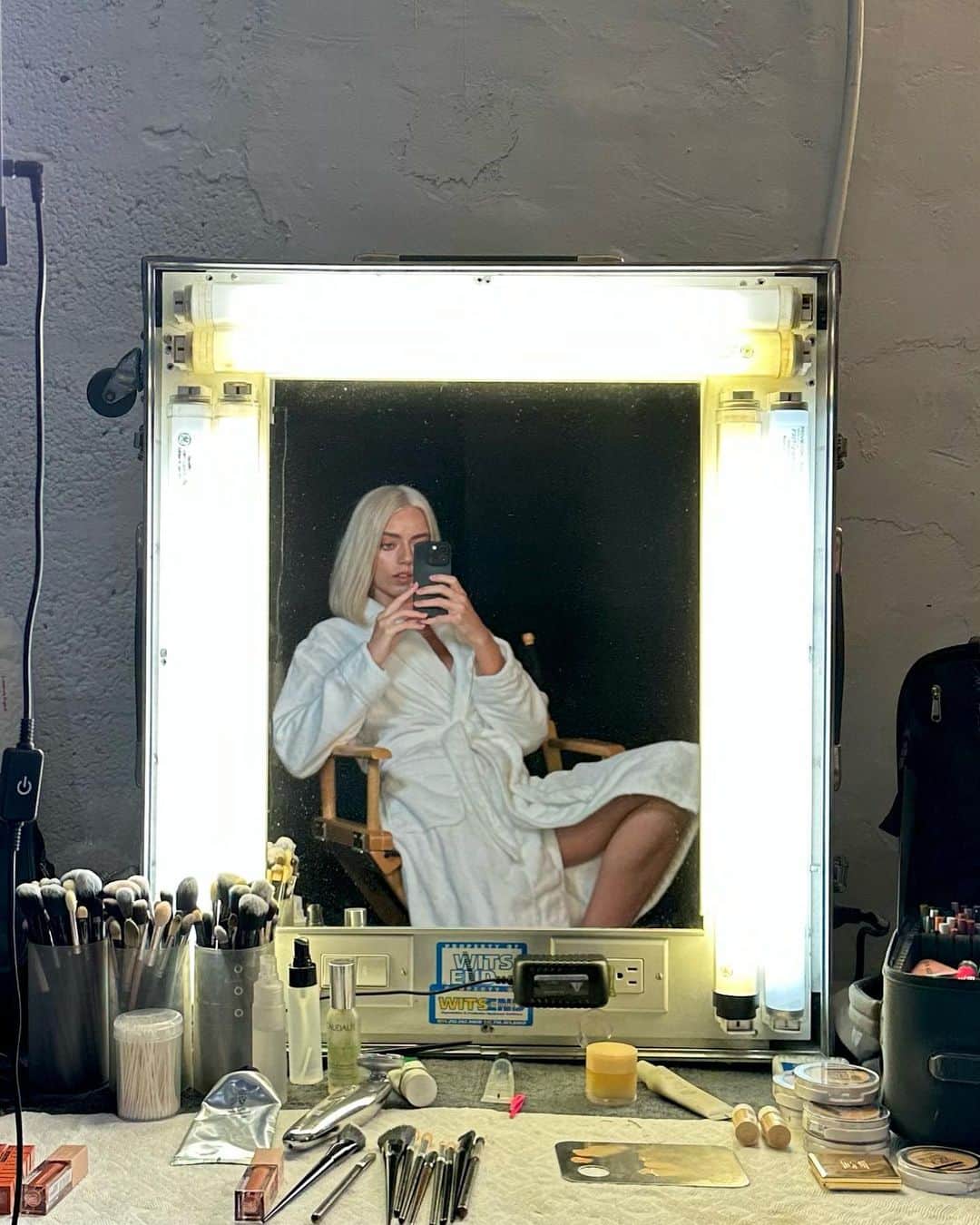 パイパー・アメリカ・スミスさんのインスタグラム写真 - (パイパー・アメリカ・スミスInstagram)「It’s the tale of a girl who left home to be in the circus.」2月11日 3時39分 - pyperamerica