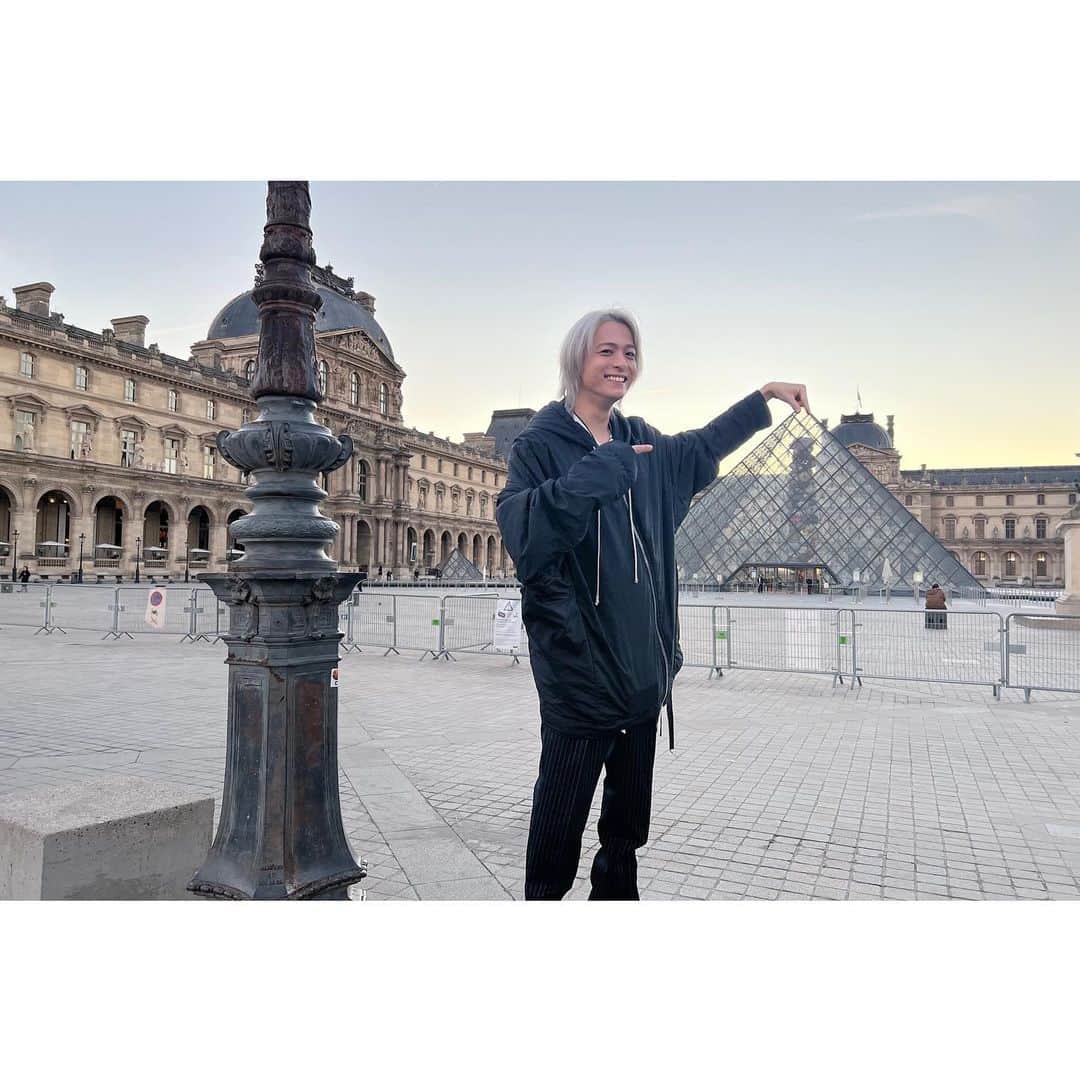 和田颯のインスタグラム：「. パリの思い出🇫🇷 早朝にしっかり観光客しちゃった #28」