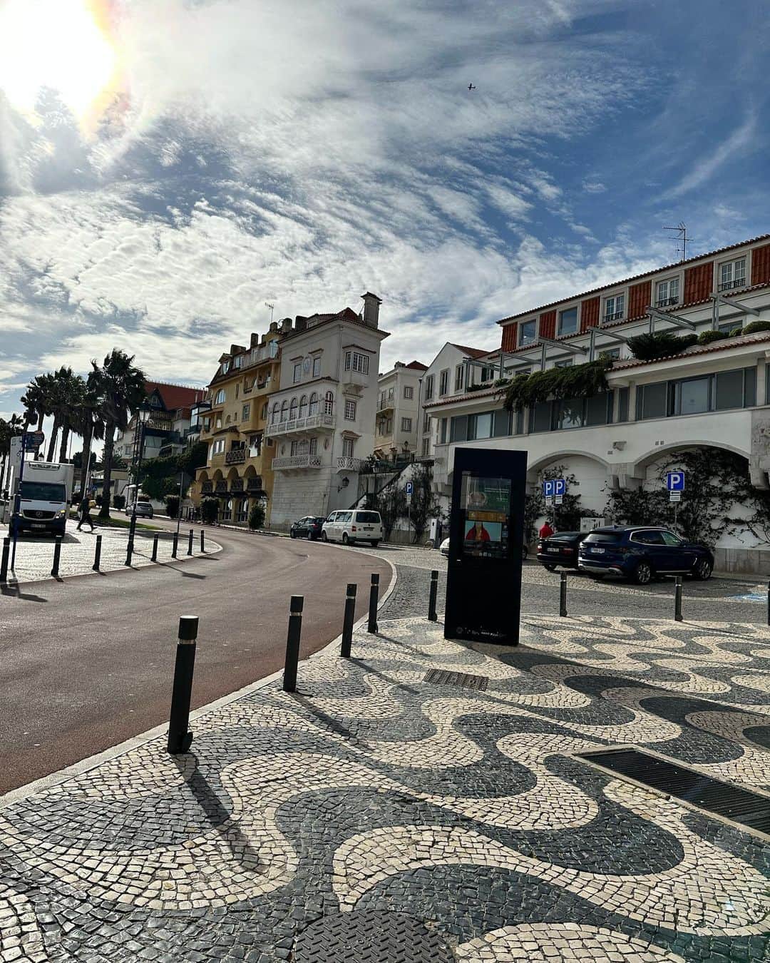 藤井アルダさんのインスタグラム写真 - (藤井アルダInstagram)「Portugal - Cascais 🇵🇹  #nossaluademel #cascais #beachcity #portugal」2月12日 2時12分 - akemi_rafaela