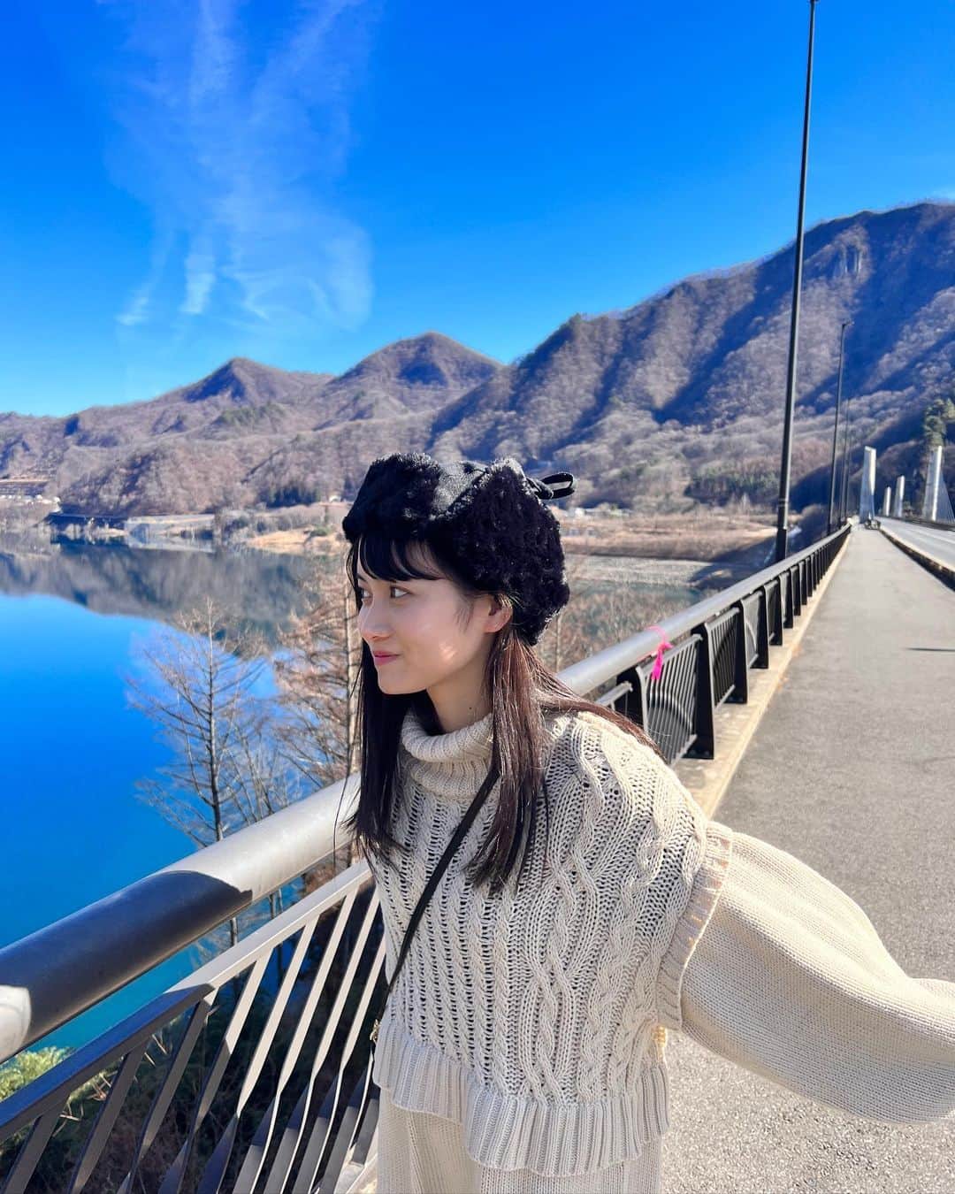 西垣有彩のインスタグラム：「空気気持ちぃぃぃぃいい！！！  #この帽子あったかい#群馬#の#どこか#西垣有彩 #japan  #japantrip  #japanese」
