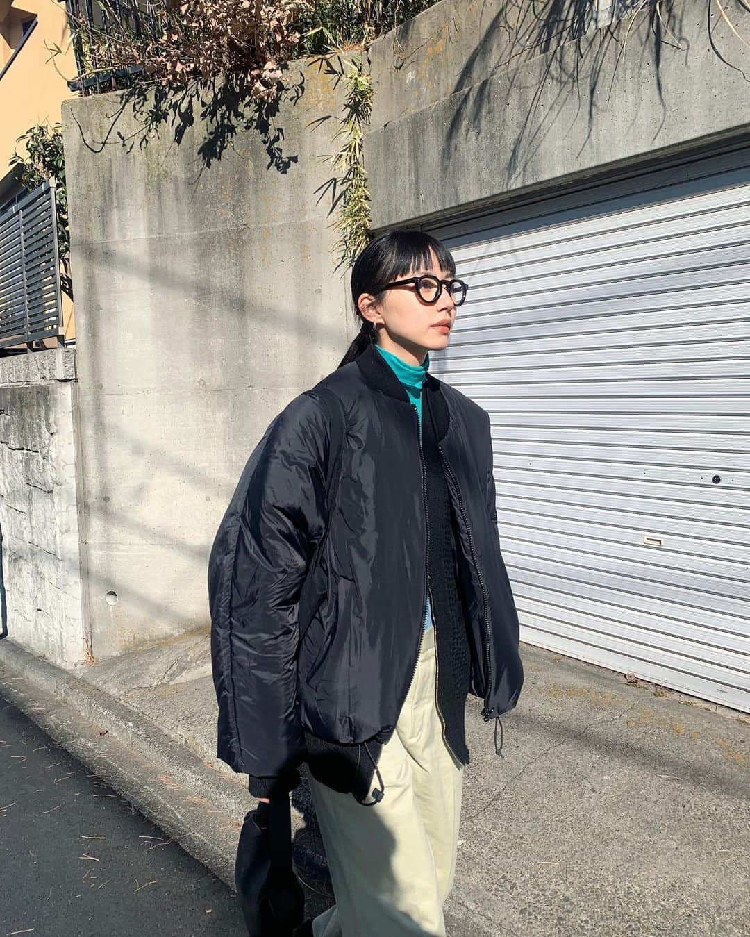 Shiho Sasakiのインスタグラム：「最近寒暖差ありすぎて 何着ていいか悩むよね🤔  #私服」