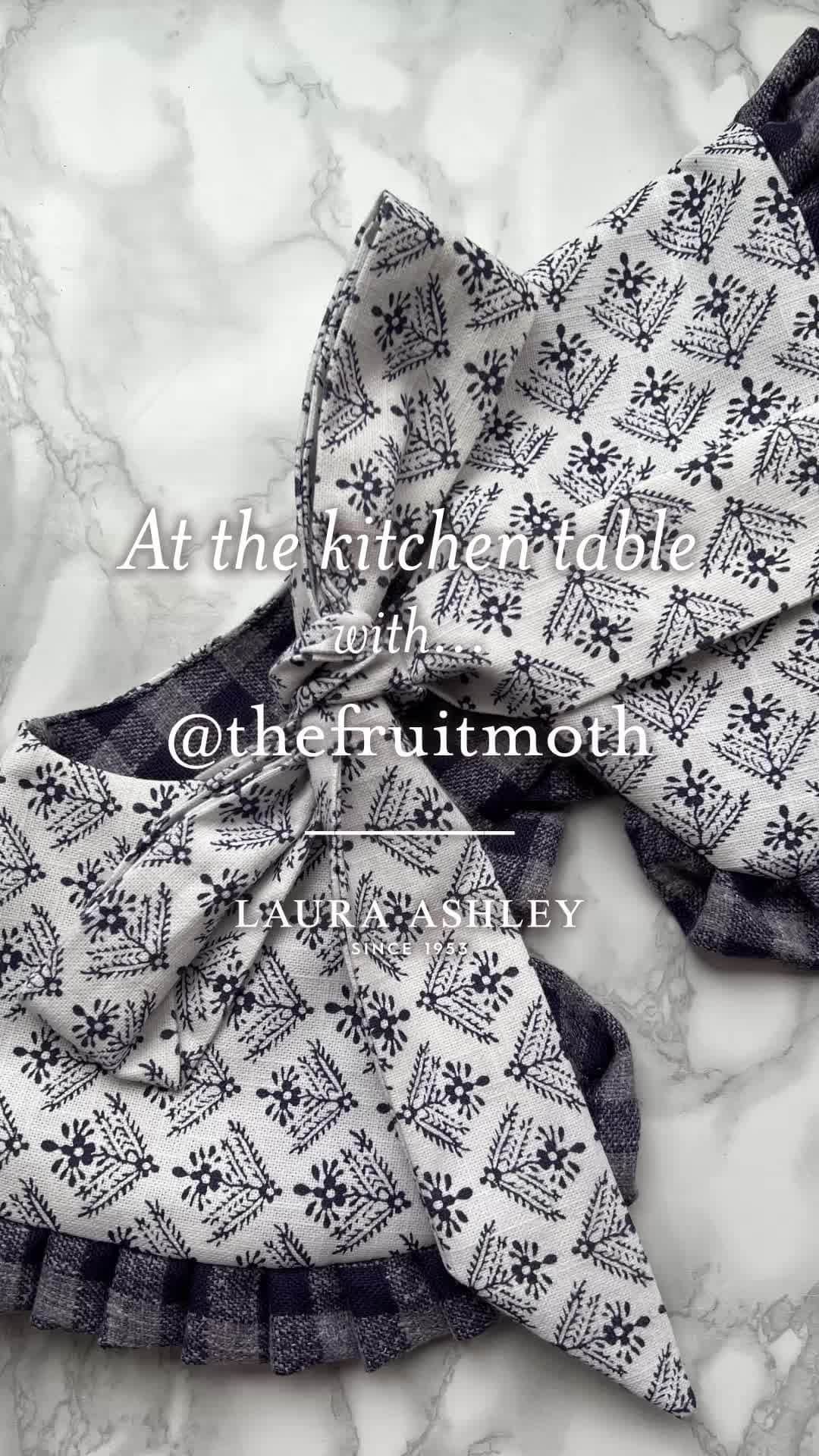 ローラアシュレイのインスタグラム：「✨On this week's At the Kitchen Table, we have @thefruitmoth   Nicole creates colourful and unique handmade clothing and accessories.  Watch @thefruitmoth create a beautiful reversible collar with our Lady Fern and Gingham prints from the Fabric by the Metre Collection.  Follow along with our #AtTheKitchenTable series and see where your creative talents take you!」