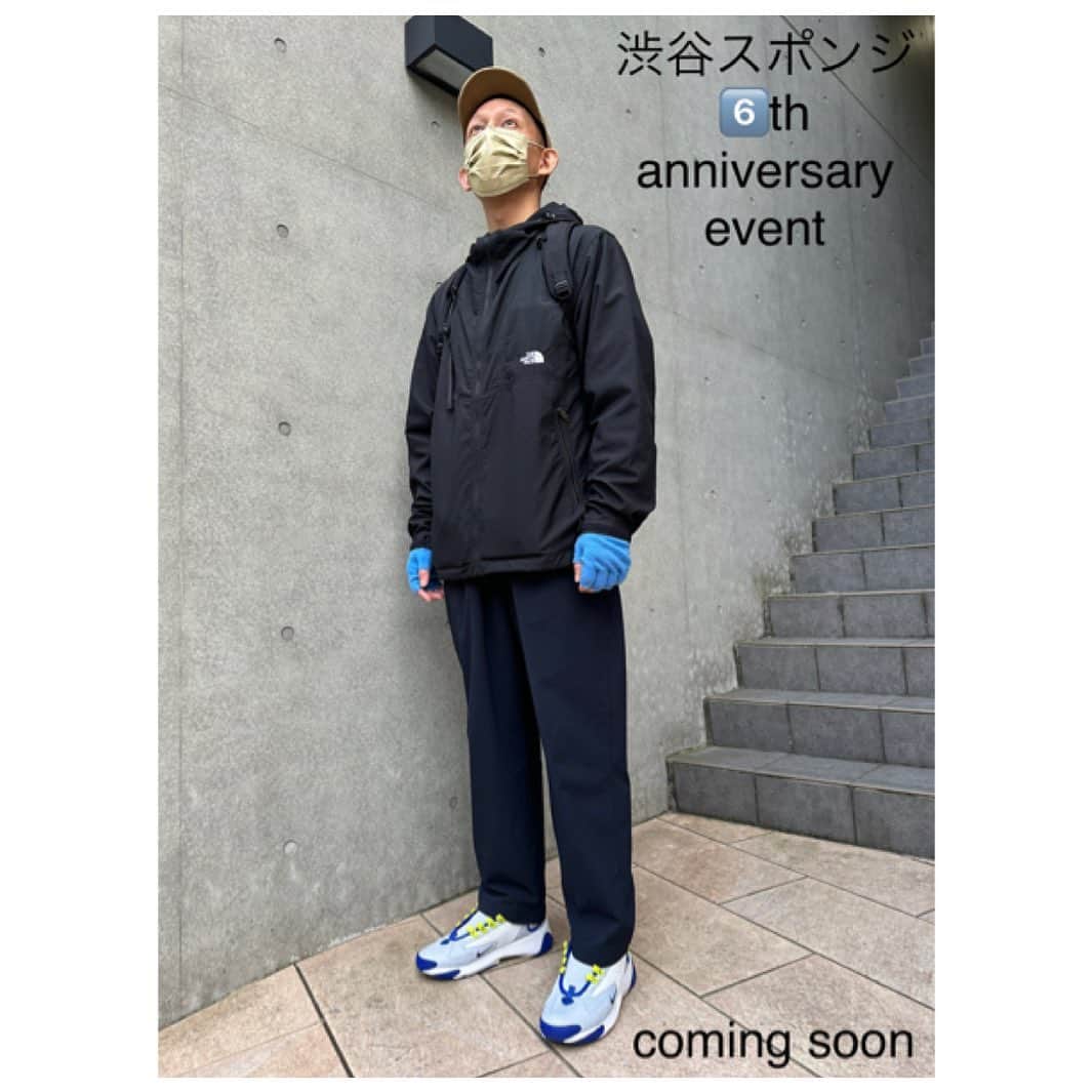 院長ヨモギダのインスタグラム：「2023.02.11.(土) 🎉 来月 3月 渋谷スポンジは、 おかげさまで 6周年を迎えます！ . . 日頃の感謝の気持ちを込めて 3月ご来院の方に 全施術に使える金券が当たるスピードくじ！や、プチギフト🎁✨プレゼントのイベントを開催致します‼️ . . ご予約が埋まってきておりますので お早めにご予約をお願い致します✨ . . .  📍ご予約の際のお願い📍 ⚠️ご予約の変更などは 【ご予約日の2日前の16時までに   必ずお電話で】お願い致します。 . ⚠️DM、メール連絡は重複を防ぐ為お受けしておりません。 又、18時以降や営業時間外、休業日も対応できません。 何卒よろしくお願い致します。 . 🐕 🐕 🐕 .  #渋谷スポンジ  #美容鍼 #鍼灸 #マッサージ  #痩身 #ヘッドスパ #筋膜リリース 東京都渋谷区松濤1-28-6 麻生ビル2F☏‭0367127598‬ 定休日🌱木曜日 🌸ご予約はHP又はお電話(18時迄) ‭www.shibuya-sponge.com‬ . .  🐕✨1ヶ月以内リピート常時500円OFF❗ 🐕✨初回の方にプチギフト進呈🎁 🐕✨Instagramフォロワー様に美容シートパックプレゼント🎁 . . . #美容鍼灸 #小顔矯正 #ツヤ肌 #シミ改善 #顔のくすみ #ダイエット鍼 #腰痛 #肩こり #むくみ解消 #フェイスライン #顔のたるみ #アンチエイジング  #リフトアップ効果 #偏頭痛  #骨盤調整 #姿勢改善 #猫背 #巻き肩 #アトピー性皮膚炎 #マスク肌荒れ #スマホ首 #目の下のクマ」