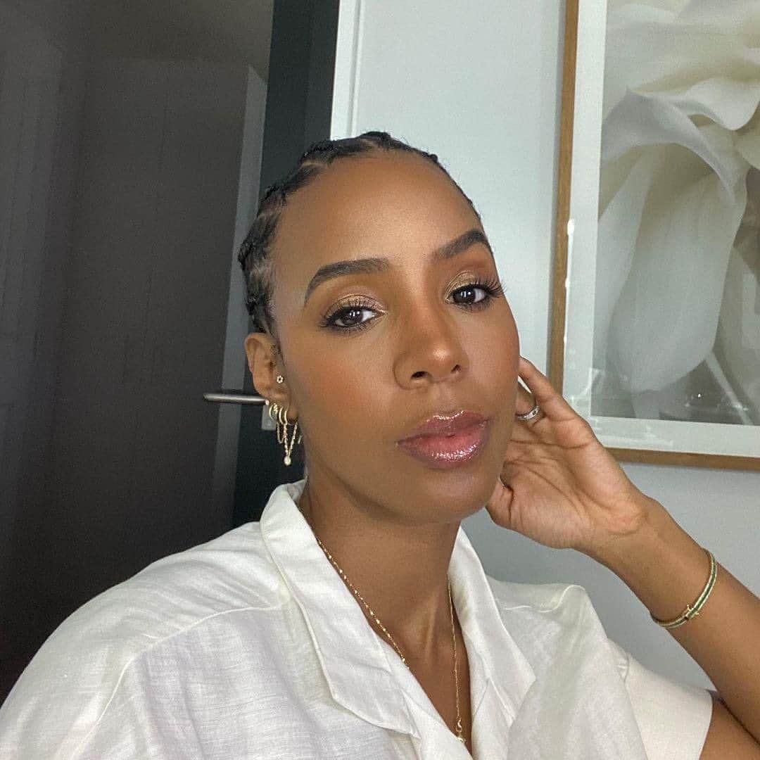 Destiny's Childのインスタグラム：「Happy birthday to queen @KELLYROWLAND!」
