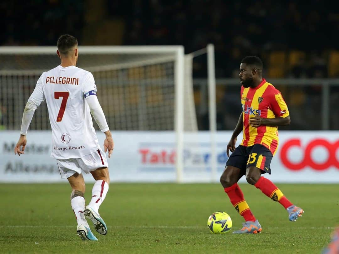 サミュエル・ユムティティのインスタグラム：「Forzaaaa Lecce 💛❤️」