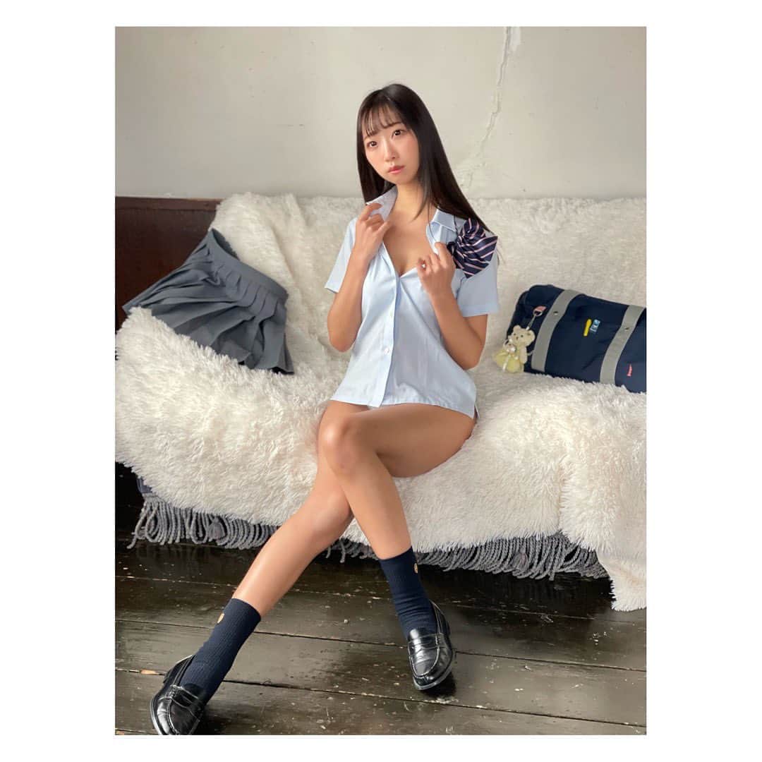 肥川彩愛のインスタグラム：「． ． ． せいふく！！！！！ ． ． ． #グラビア #グラドル #グラビアアイドル #撮影会 #ビジョビ #下着 #コスプレ #清楚 #清楚系女子 #ロリ  #童顔 #巨乳  #可愛い女の子 #自撮り #性感的  #偶像 #自拍 #glamour #bikini #asian #asianbeauty #asiangirls #asiansexy #japanese #japaneseidol #ig_japan #igers #picoftheday #肥川彩愛」