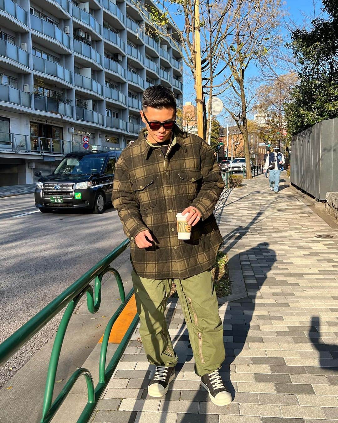 岩田翔吉さんのインスタグラム写真 - (岩田翔吉Instagram)「狂いを生じているのは私ではなく、世界なのだ。  自分らしく生きよう✌️  #lifestyle」2月12日 19時56分 - shokichiiwata_tokyo