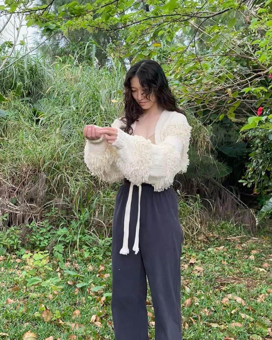のインスタグラム：「肌寒い日が楽しみになるお洋服🌬」