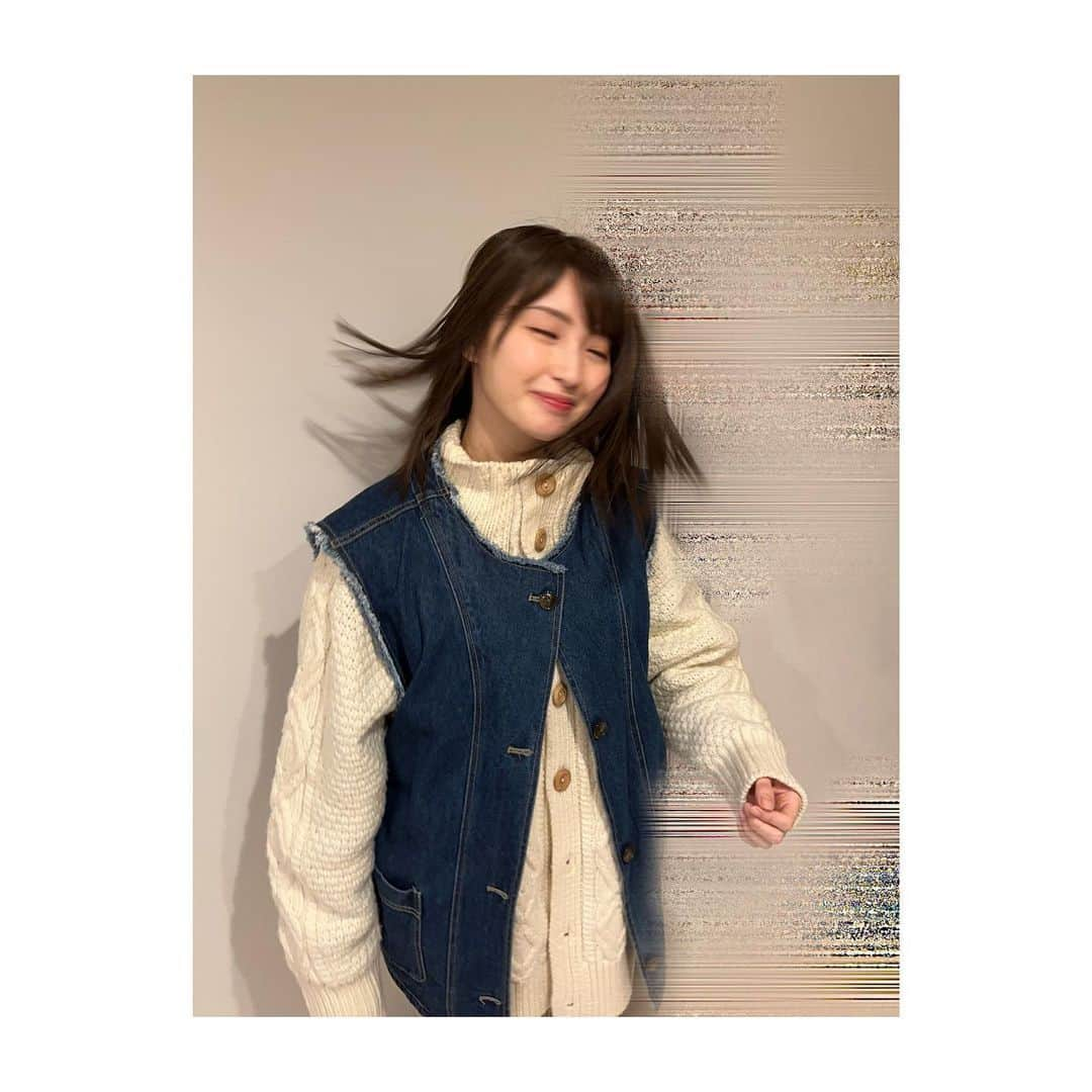 井上小百合さんのインスタグラム写真 - (井上小百合Instagram)「𓂃 𓇢  ぶんぶんぶん  まだ髪が長かった 頃 。 YouTubeもあがっているので、 良かったら見てみてください 。  #博士の愛した数式  昨日、無事幕が開けました 。 優しくて、儚い、砂時計のような お話です 。  上演時間も、博士の記憶に合わせて ぴったり80分です 。  長野も東京も、チケット 完売してしまっていますが 当日券で見れたりもします 。  昨日は、立ち見のお客様まで いらっしゃって、本当に 有難かったです。  大切に、演じていきたいなと 思います。  …小百合」2月12日 12時16分 - sayuri_inoue.official