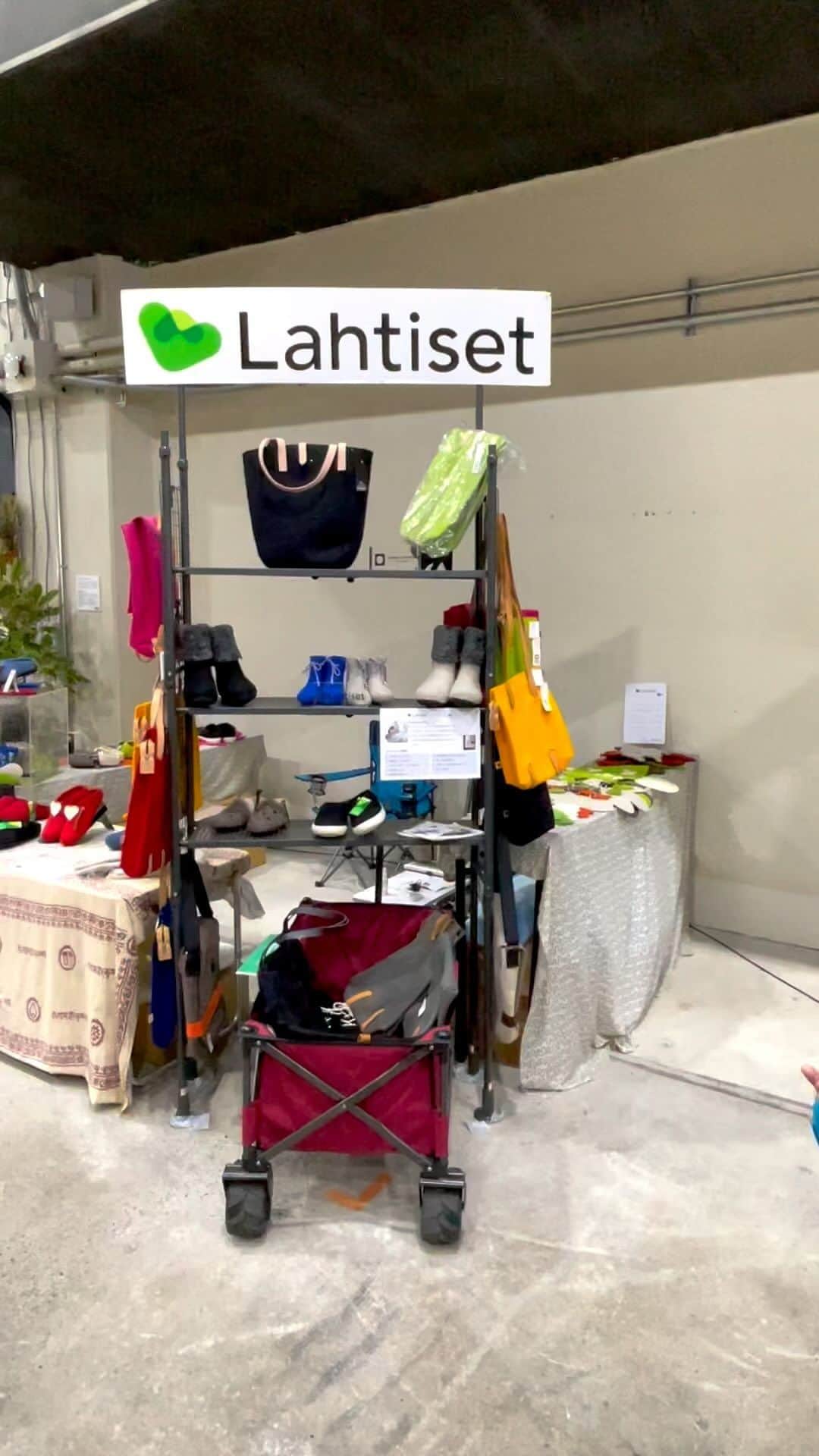 Lahtiset（ラハティセット）のインスタグラム：「Day 2 @Nordic Jurney  天王洲アイルに出店中です。 是非、お立ち寄りください。」