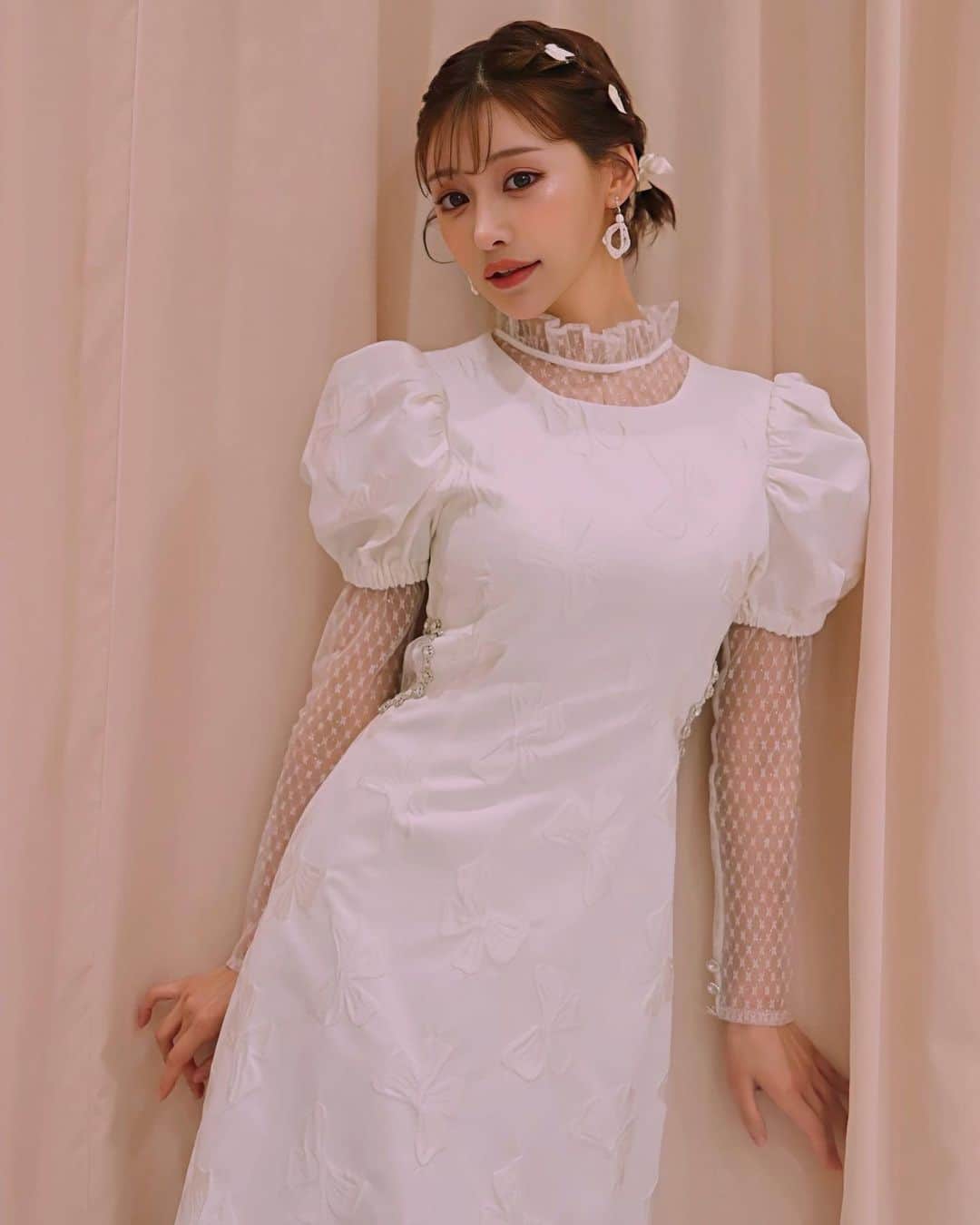 明日花キララのインスタグラム：「@kisshada_official ポップアップイベントDAY1来てくれた皆様ありがとうございました🎀 2023年初めてのイベだったので大好きな皆様にお会い出来てたくさん元気もらいました！！  今日まで新宿マルイ本館さんにいます。 天気良いので是非遊びに来てください🐈🐾  @newme_shinjuku」