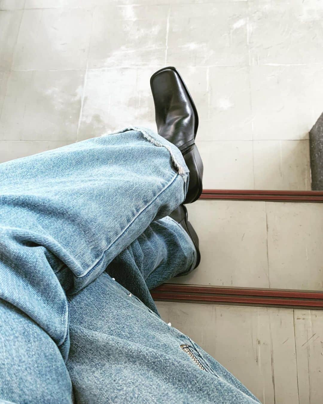 UCARY & THE VALENTINEさんのインスタグラム写真 - (UCARY & THE VALENTINEInstagram)「そして靴ですが、珍しくショートブーツ！こちら柔らかくてヒールも全然痛くならず、履き心地最高、爆走できます。おすすめです🧐👍⭐️♥️  @untishold 🧡」2月12日 14時51分 - ucary_valentine