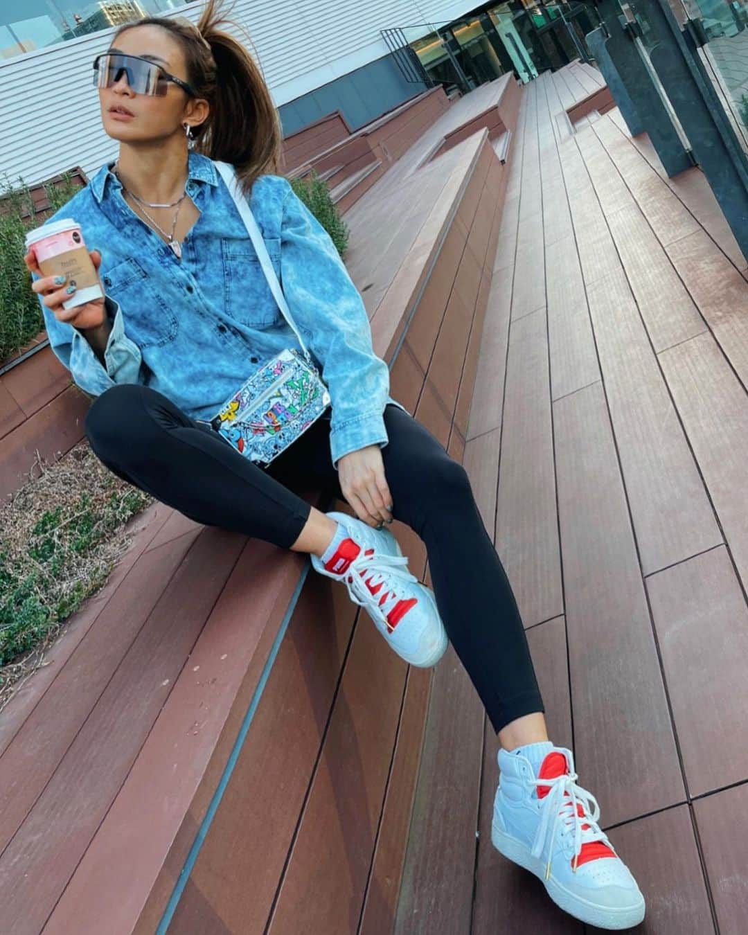 Aya（小山内あや）のインスタグラム：「Sunday cheat day...😋☕️ この前まで雪だったのに、急に暖かい陽気😳☀️ 花粉達が騒ぎ出すぞ…😨🤧」