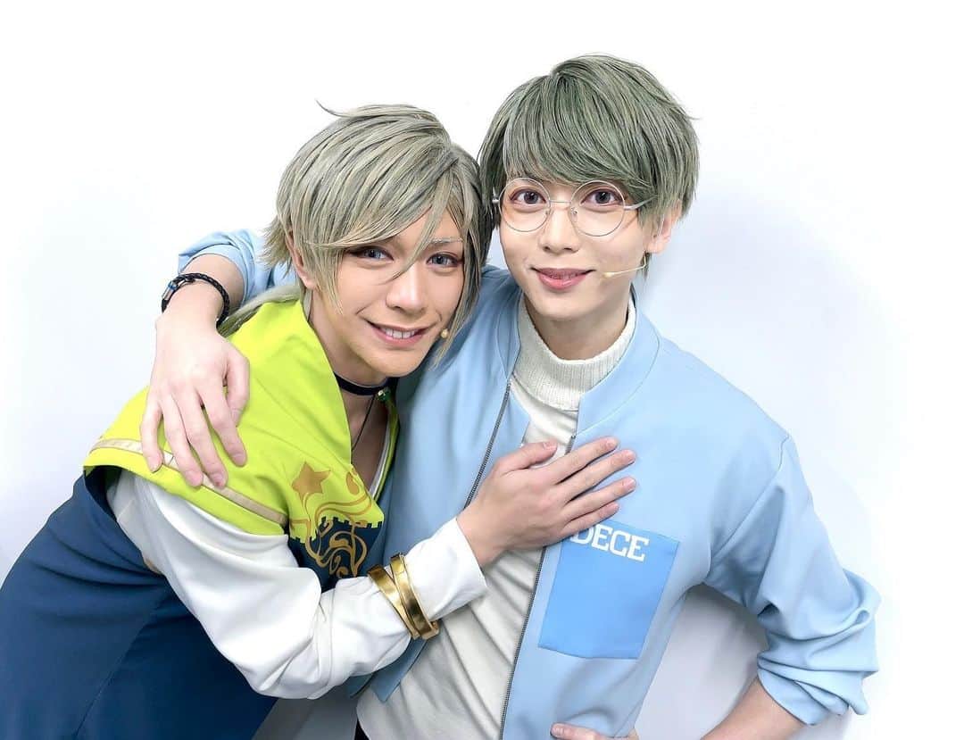 のインスタグラム：「エーステ神戸公演千秋楽☆ 無事に終える事ができました✨ ご来場下さったみなさん、応援して下さったみなさん、誠にありがとうございました！  東京凱旋でまた会おうね、監督さん。  #エーステ  #卯木千景  #シトロン」