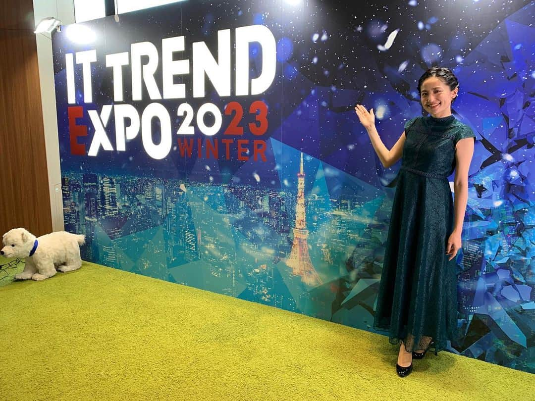 槙あやなさんのインスタグラム写真 - (槙あやなInstagram)「ITトレンドEXPO2023Winter ハイライト✨✨  4日間、学びいっぱい！ 笑顔いっぱい！の毎日でした。  ご登壇されるゲストの方々、 ご参加のお客様はもちろん！ いつも支えてくださる スタッフの皆さん！ リスペクトし合えるMC陣！  心からの愛を込めて💕 ありがとうございます🥺  #itトレンドexpo  #winter #学び #笑顔 #いっぱい #愛を込めて #ありがとう」2月12日 18時14分 - ayana_maki